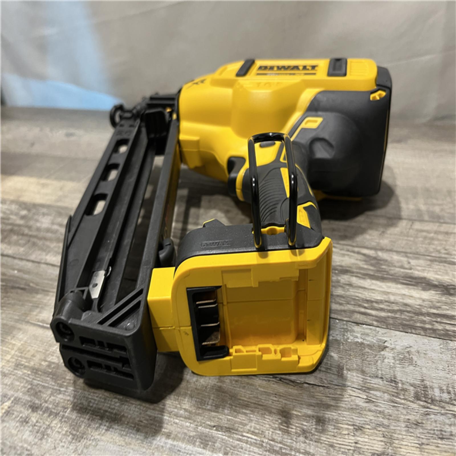 AS-IS DEWALT 20V MAX XR Lithium-Ion Electric Cordless 16-Gauge Angled Finishing Nailer (Tool Only)