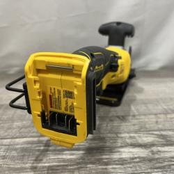 AS-IS DEWALT ATOMIC 20V MAX Cordless Brushless 4-1/2 in. Circular Saw (Tool Only)