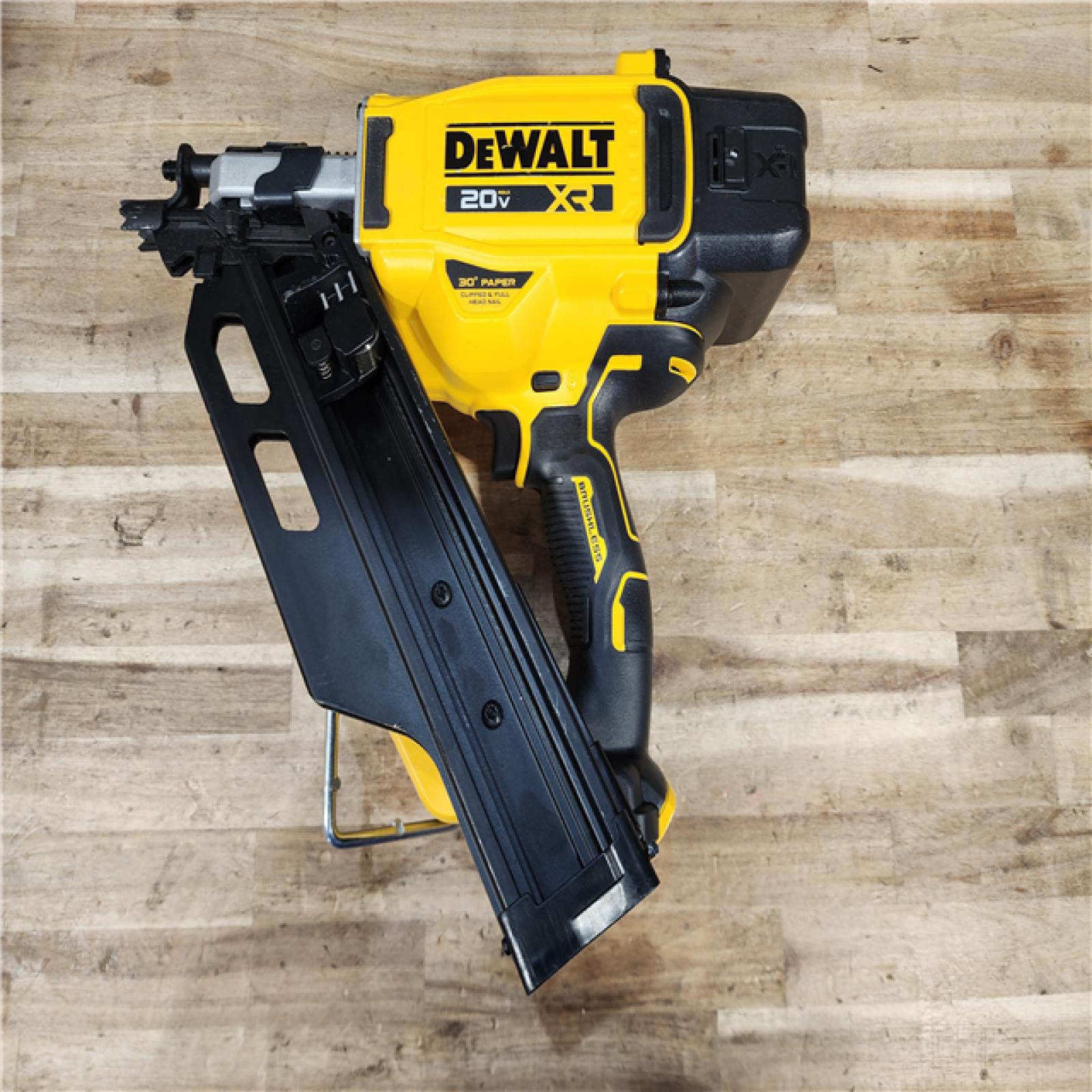 HOUSTON LOCATION - AS-IS DEWALT 20V 30 Degree Cordless Framing Nailer (Tool-Only)