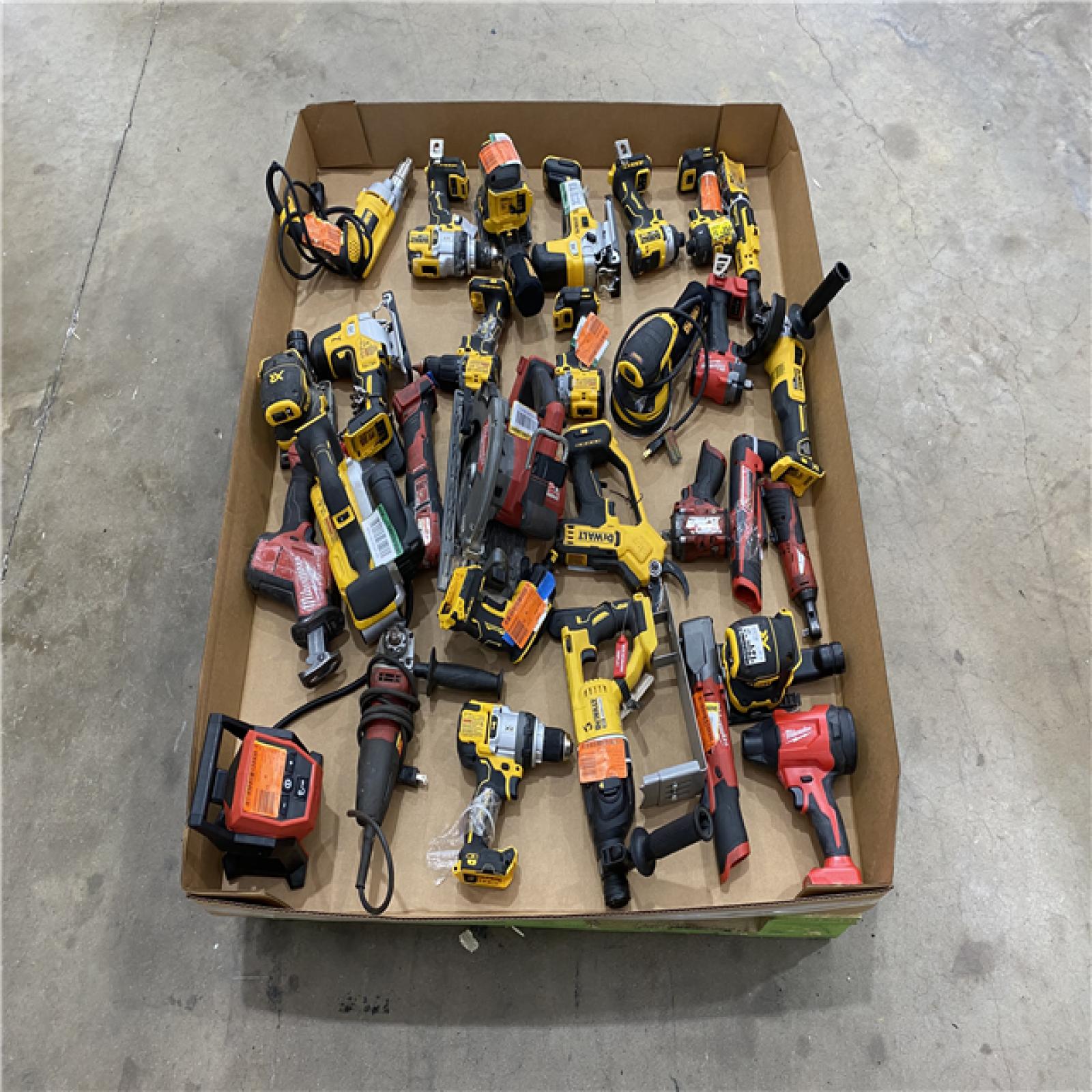 Houston Location AS IS - Tool Pallet