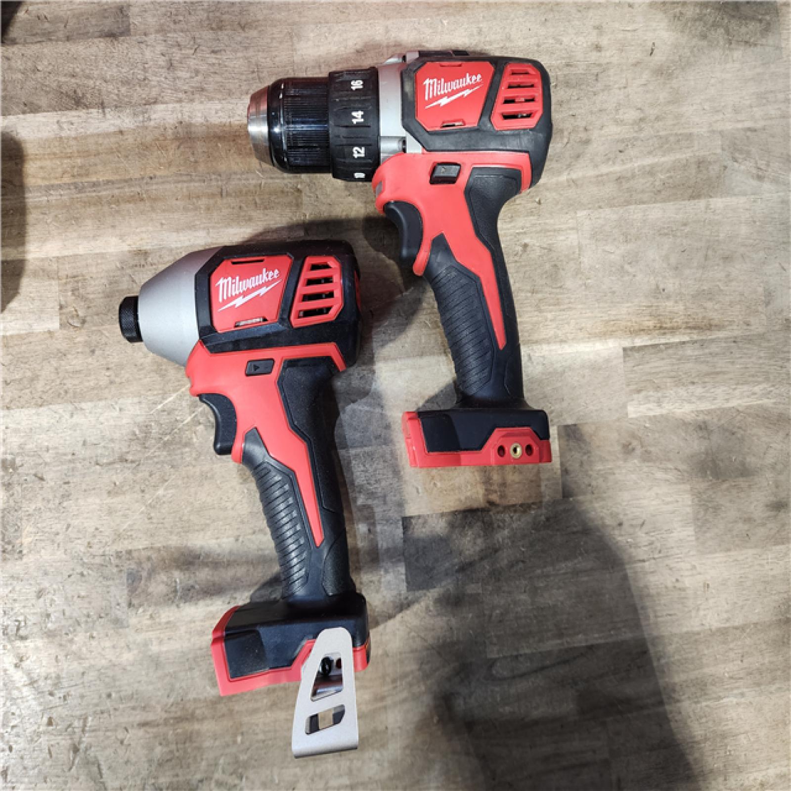 HOUSTON LOCATION - AS-IS Milwaukee M18 Brushed Cordless (2-Tool) Drill/Driver and Impact Driver Kit