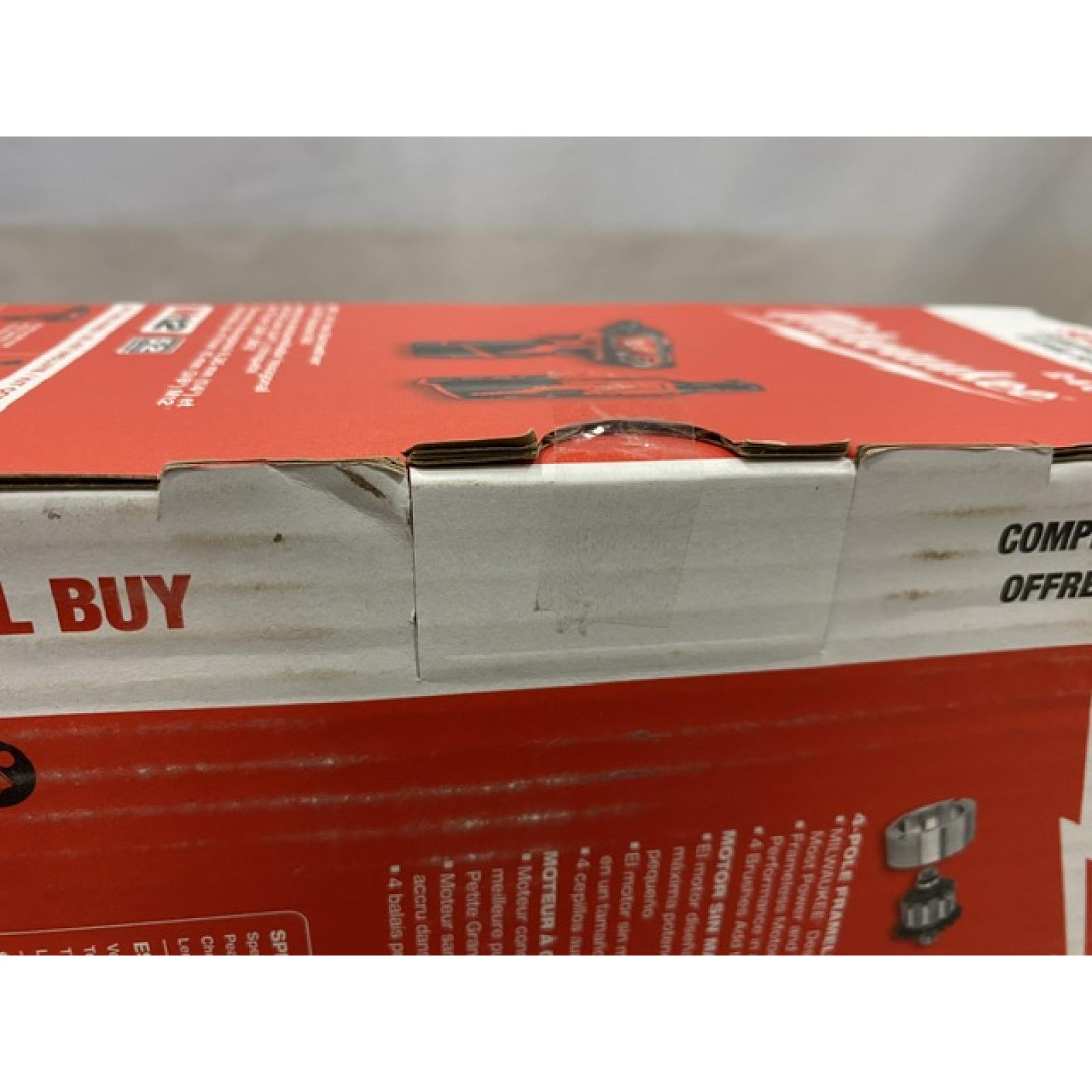 NEW - Milwaukee 12V Lithium-Ion Cordless 3/8 in. Ratchet and Screwdriver (2-Tool) Combo Kit