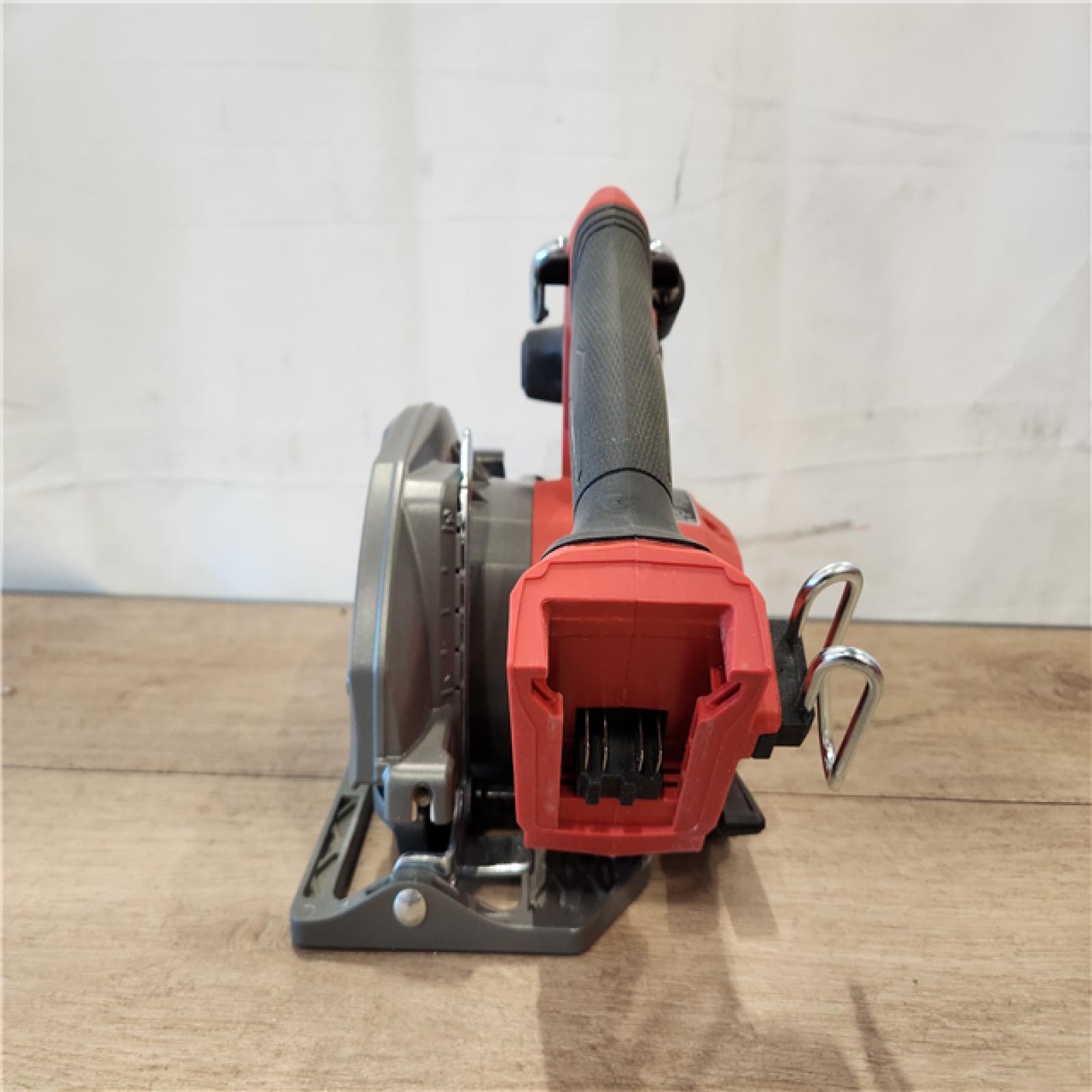 AS-IS- Milwaukee  FUEL 18V Lithium-Ion Brushless Cordless 6-1/2 in. Circular Saw (Tool-Only)