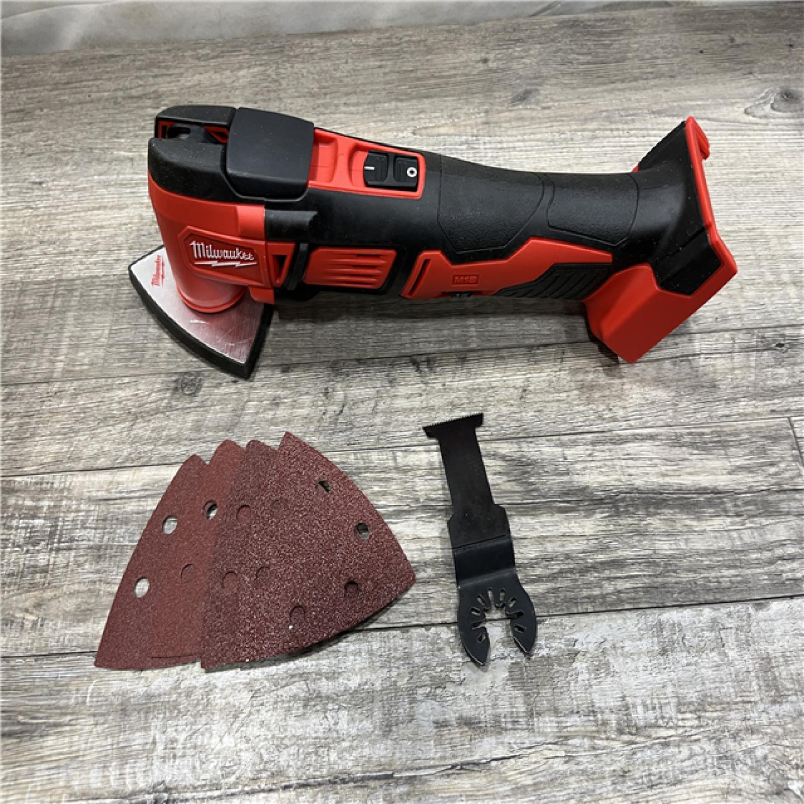AS-IS Milwaukee 18V Lithium-Ion Cordless Oscillating Multi-Tool (Tool-Only)
