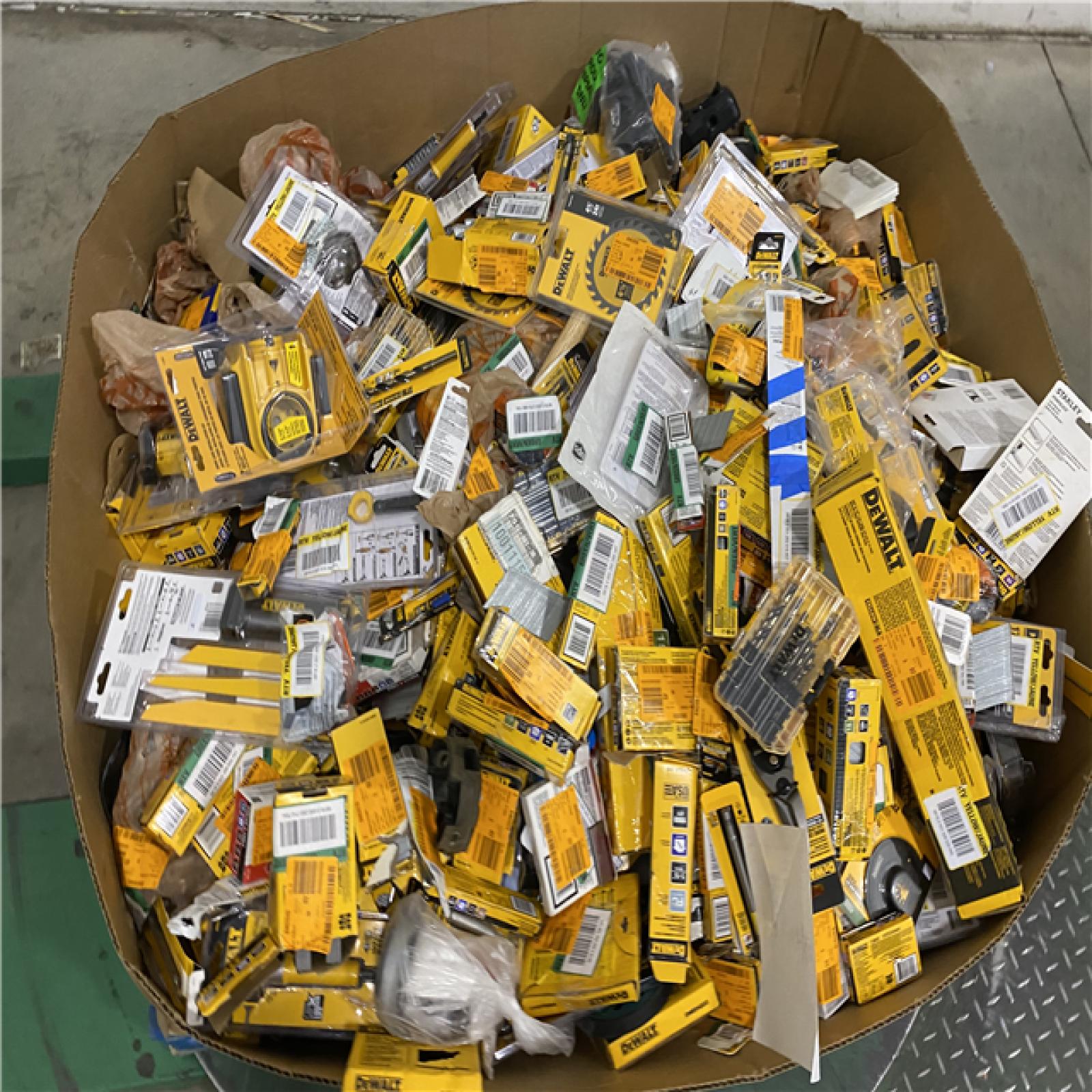 Dallas Location - As-Is DEWALT Tool Pallet