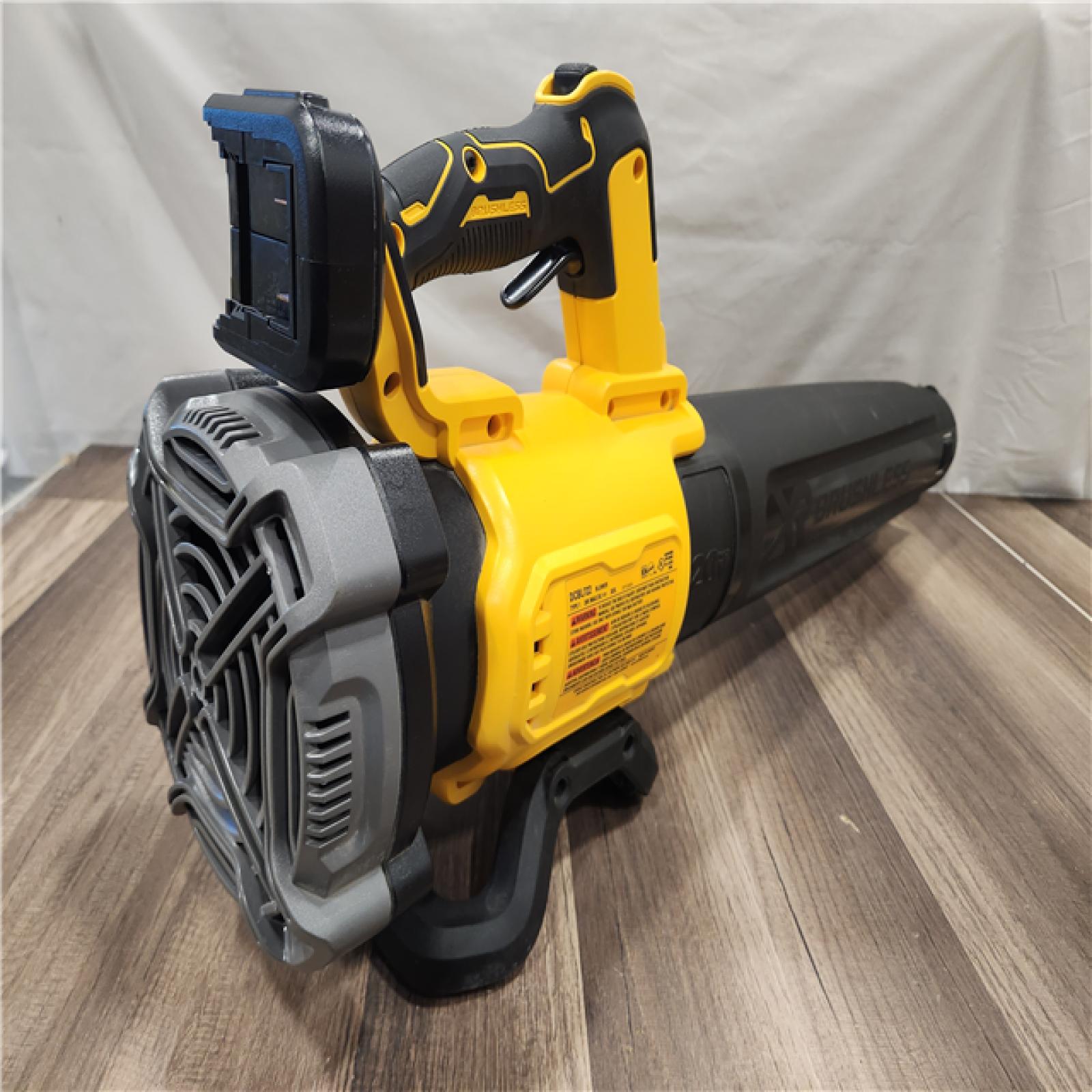 AS-IS- DEWALT 20V MAX* XR Brushless Cordless Handheld Blower (TOOL ONLY)