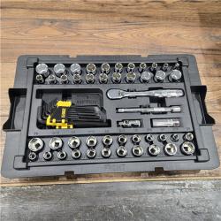 LIKE NEW- Dewalt Mechanics Tool Set (226-Piece) with TOUGHSYSTEM 2.0 22 in. Medium Tool Box