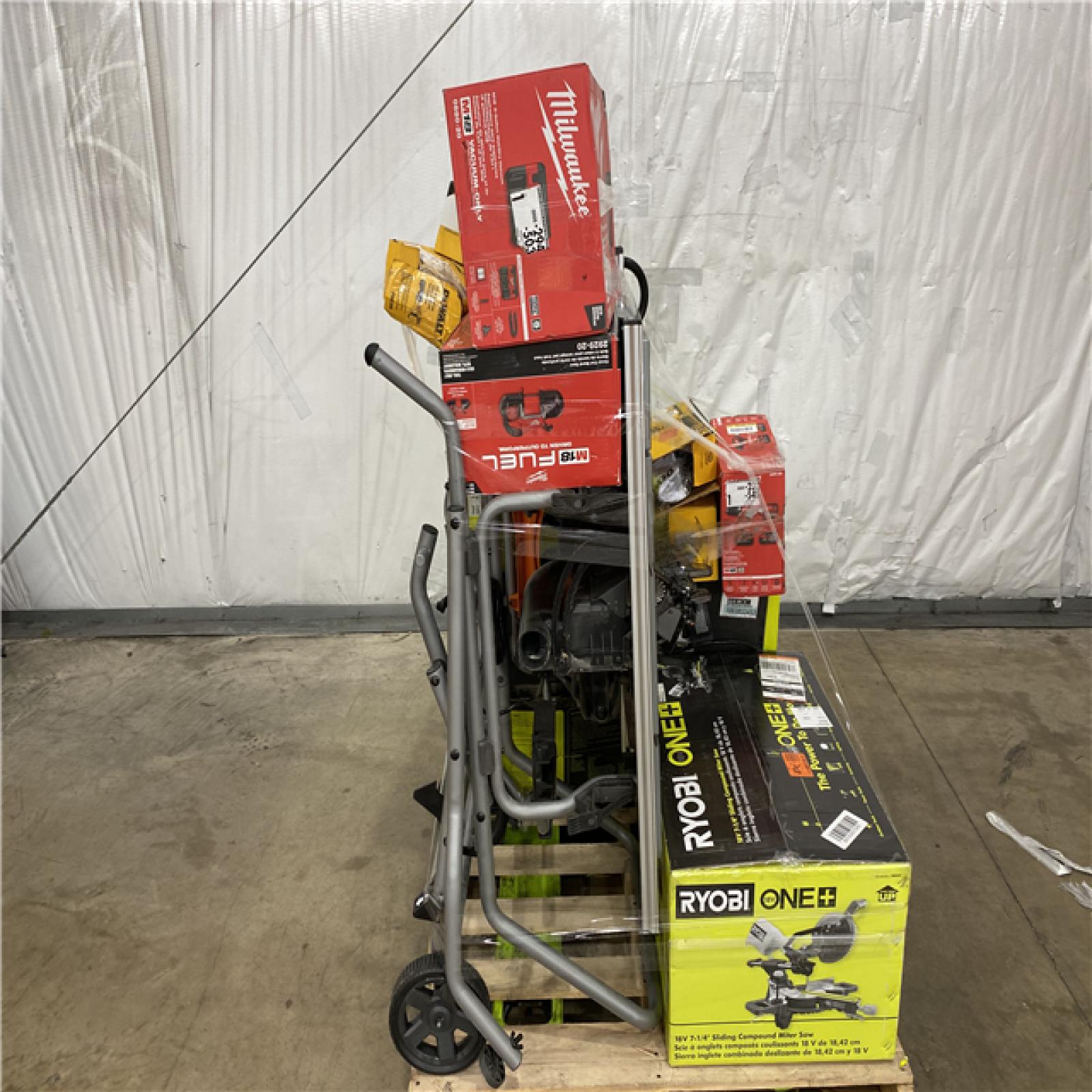 Houston Location AS IS - Tool Pallet