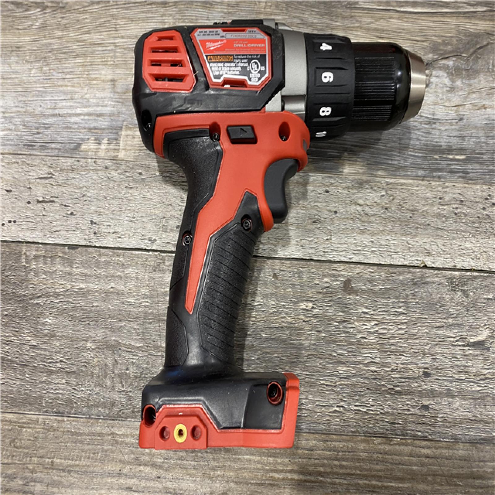 AS-IS Milwaukee 18V Lithium-Ion Cordless 1/2 in. Drill Driver Kit