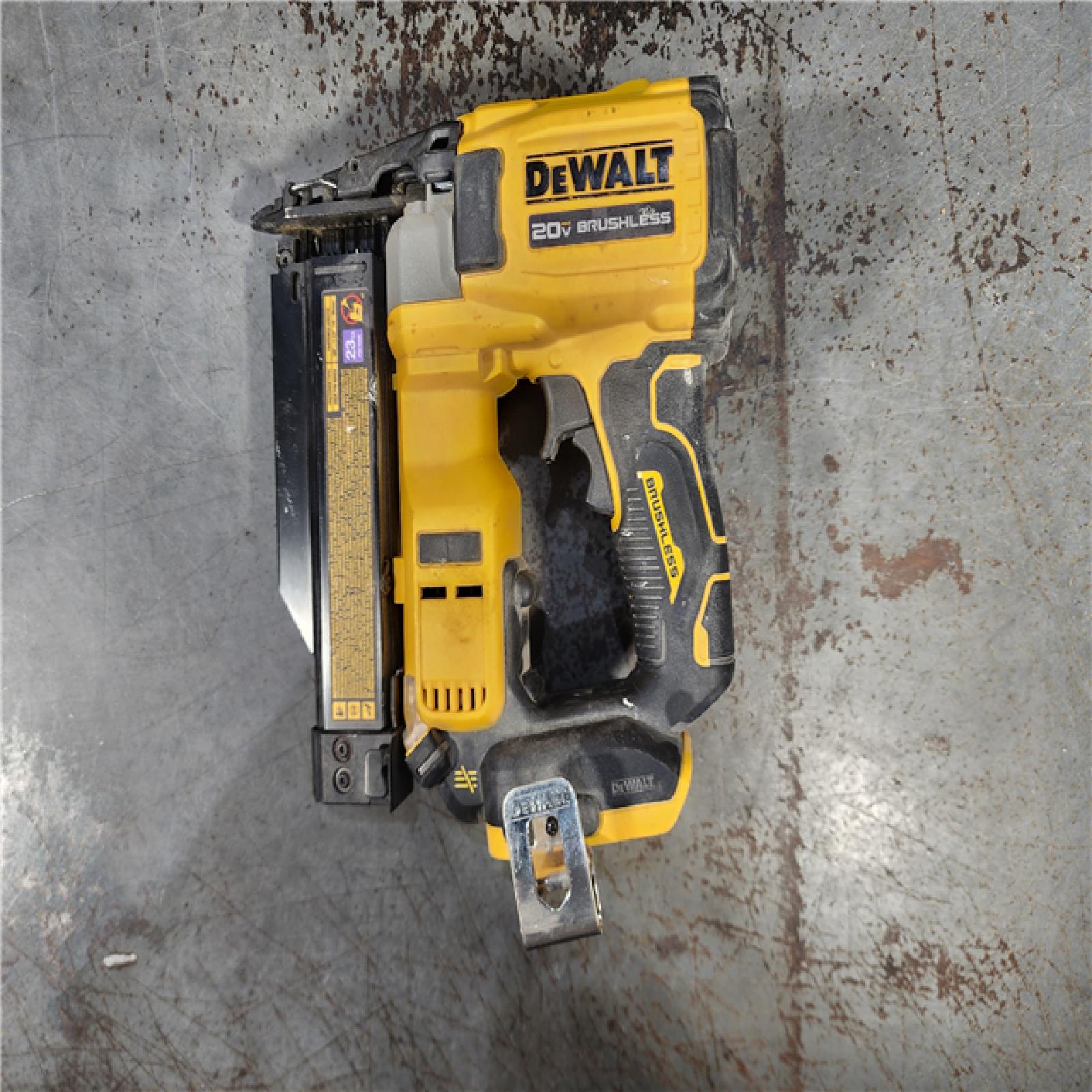 HOUSTON LOCATION - AS-IS DEWALT ATOMIC 20V MAX Lithium Ion Cordless 23 Gauge Pin Nailer Kit with 2.0Ah Battery and Charger