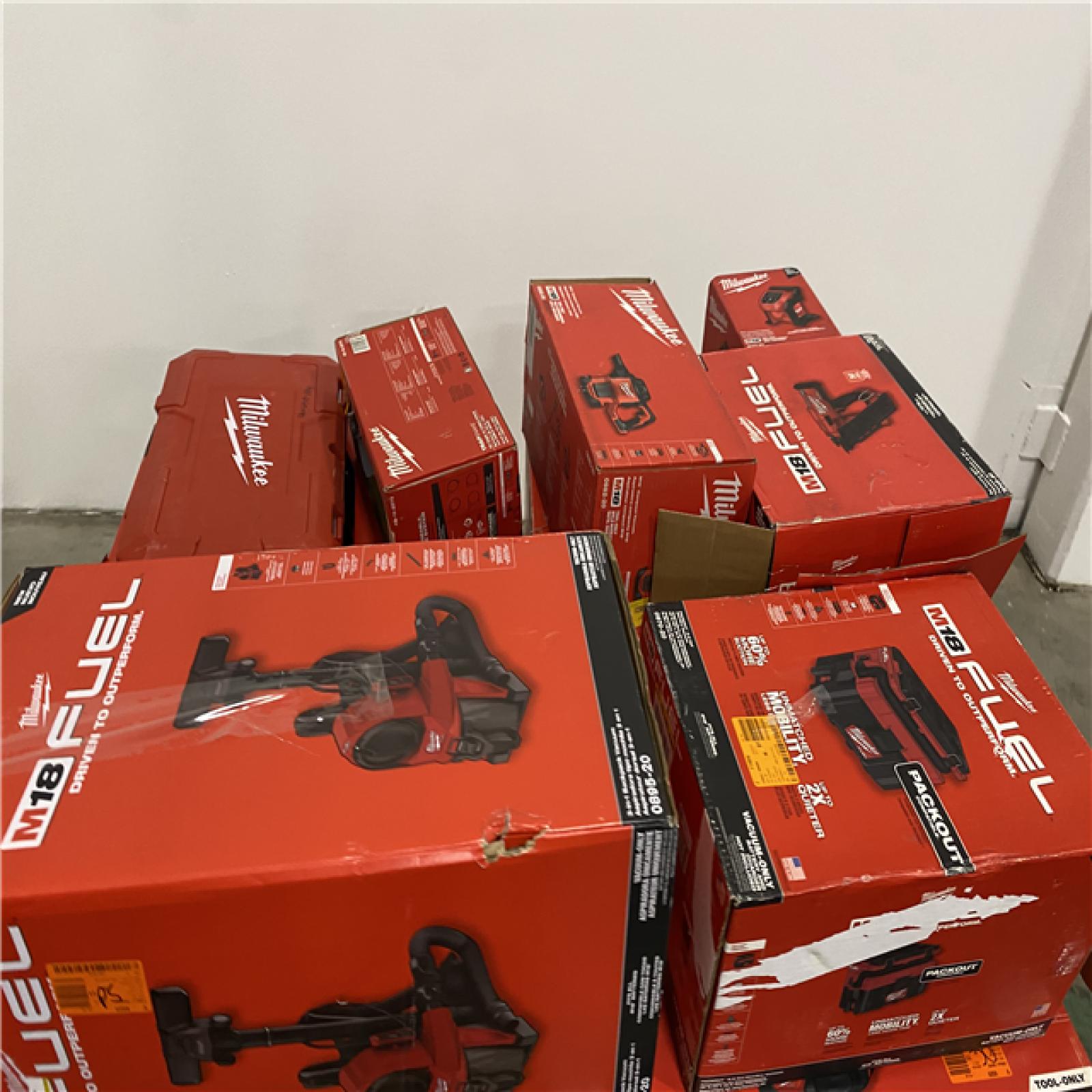 Dallas Location - As-Is MILWAUKEE Tool Pallet