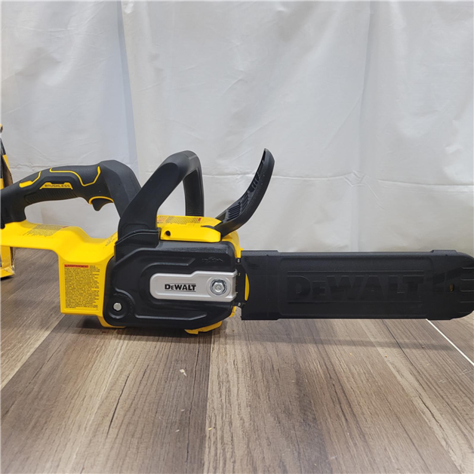 AS-IS DeWalt 20V MAX Compact 12 Brushless Chainsaw (Bare Tool) DCCS621B
