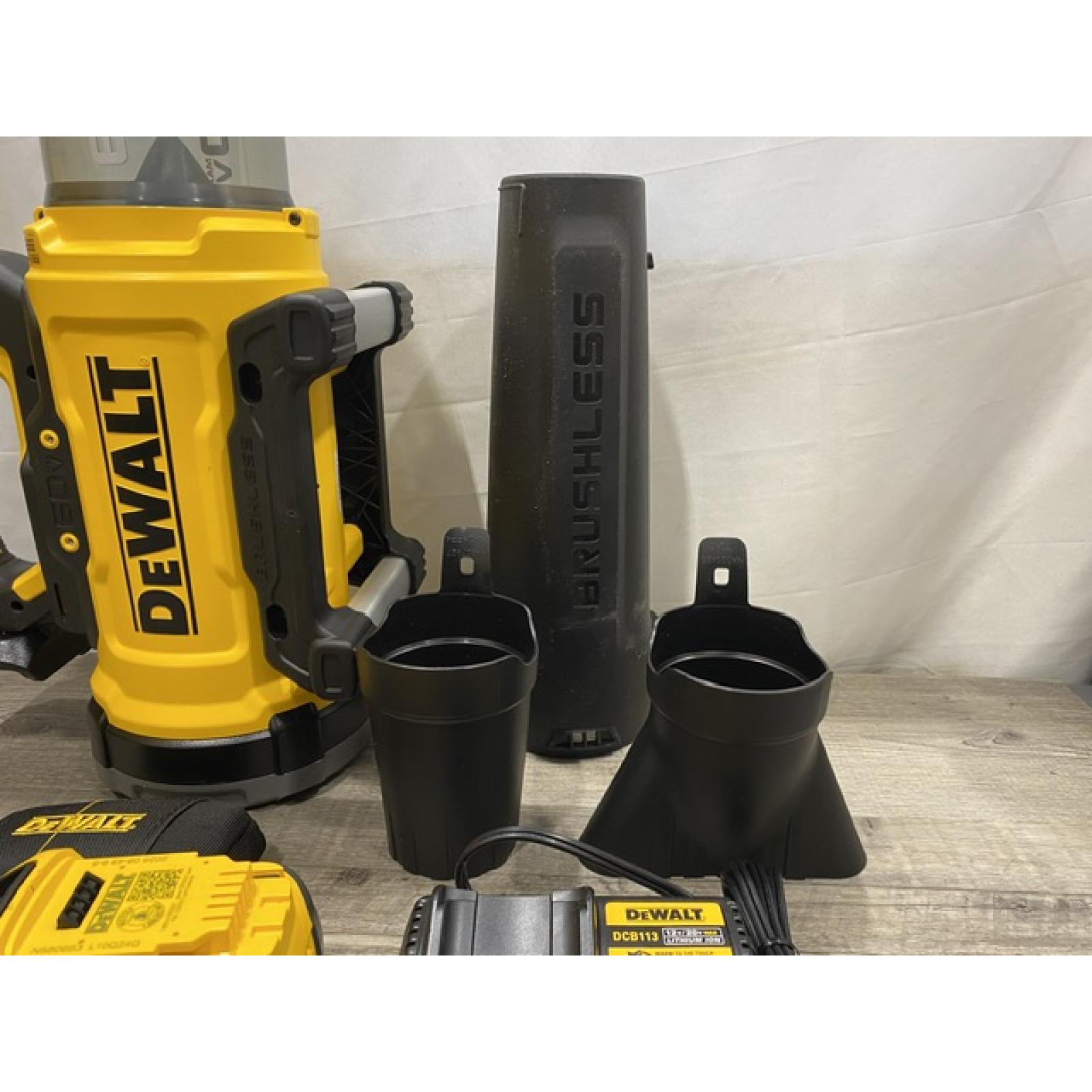 AS-IS DEWALT FLEXVOLT 60V MAX 160 MPH 760 CFM Brushless Cordless Axial Blower Kit