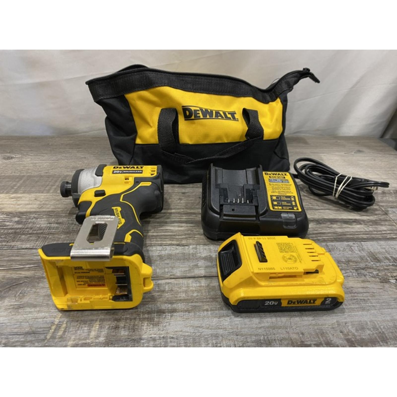 AS-IS DEWALT Atomic 20V Max Lithium-Ion Brushless Cordless Compact 1/4 in. Impact Driver Kit