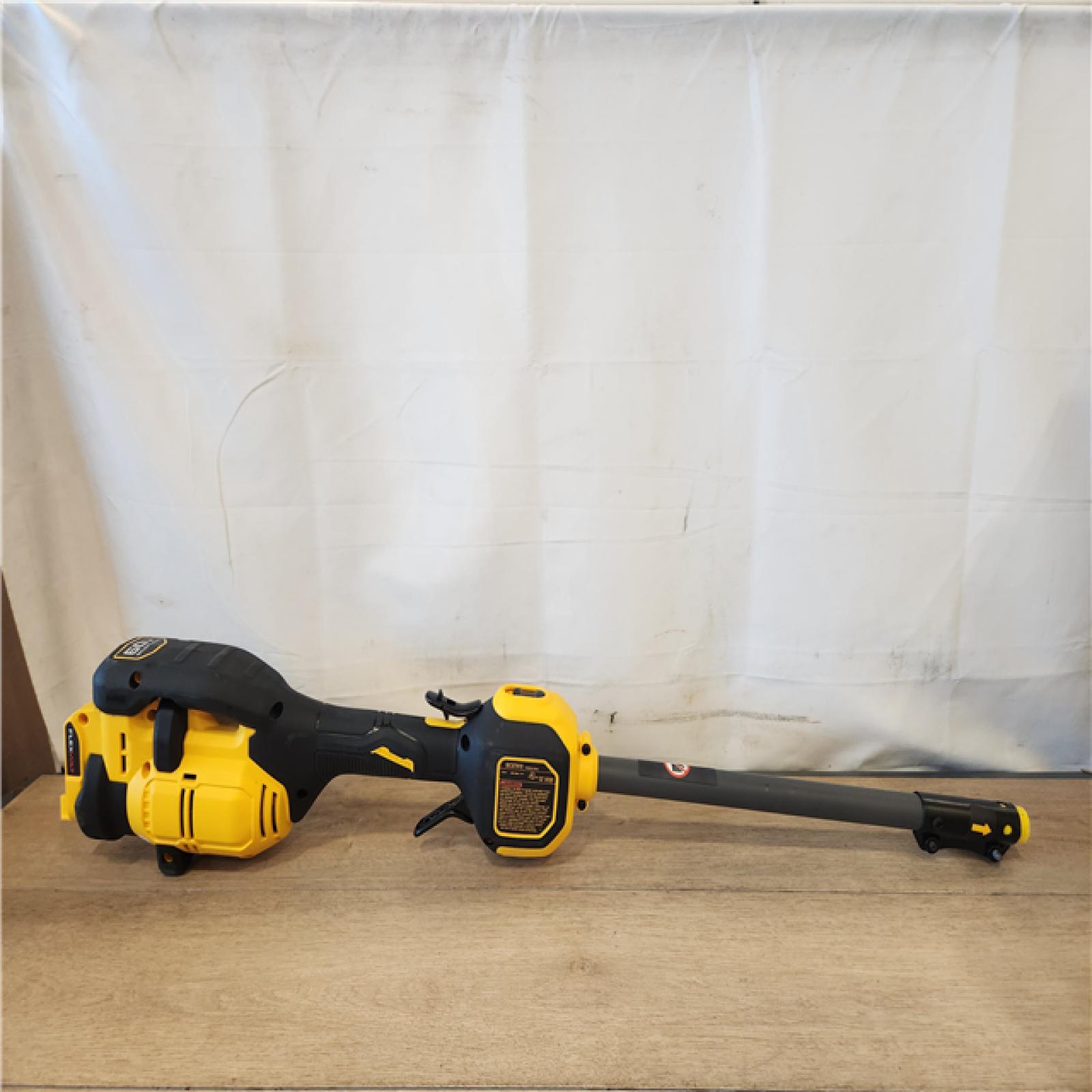 AS-IS- DEWALT FLEXVOLT 60V MAX 17 in. Cordless Battery Powered Attachment Capable Trimmer Kit with (1) FLEXVOLT 3Ah Battery & Charger