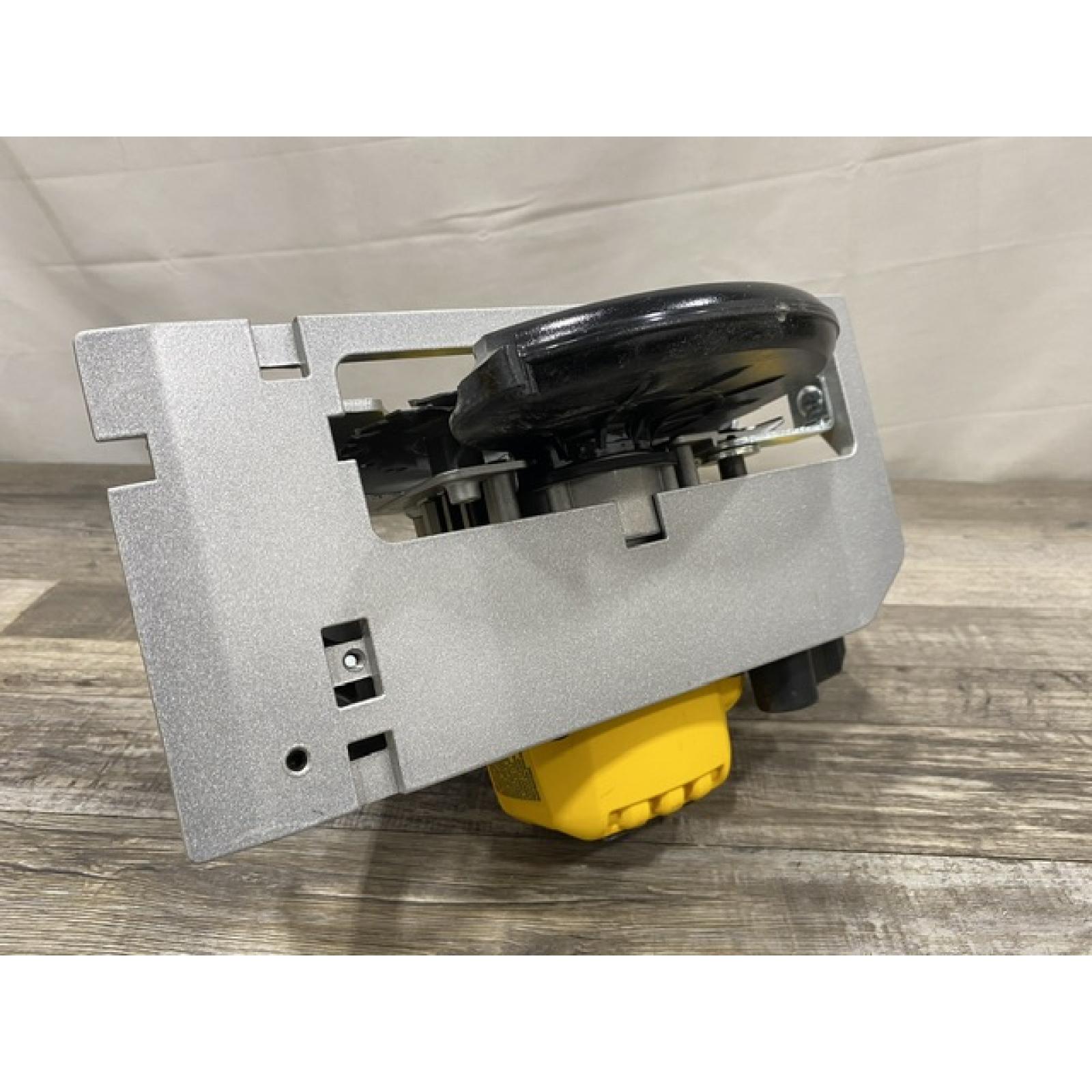 AS-IS DEWALT 20V MAX Cordless Brushless 6-1/2 in. Sidewinder Style Circular Saw (Tool Only)