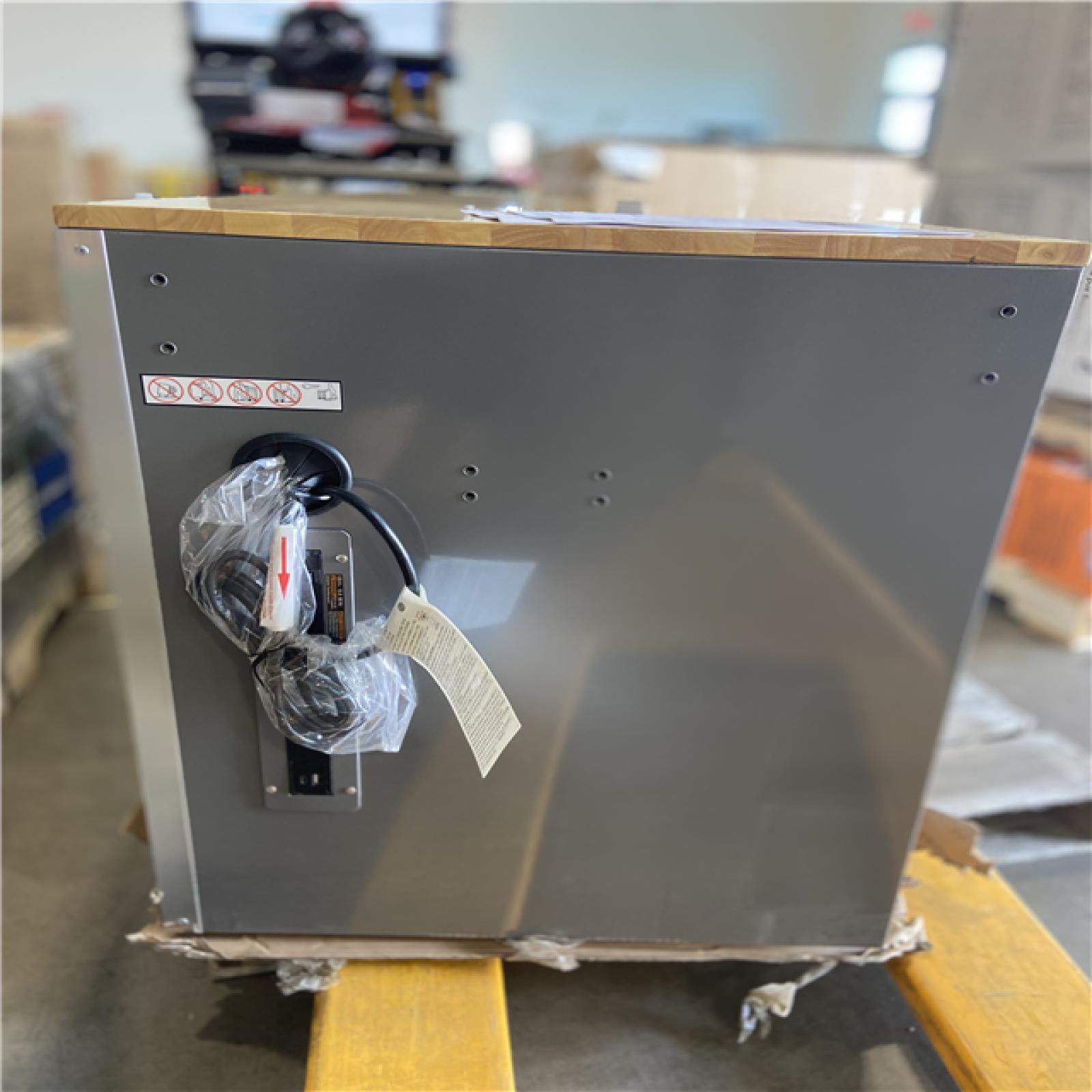 DALLAS LOCATION - Husky Tool Storage 52 in. W x 25 in. D Standard Duty Gloss Gray Mobile Workbench Tool Chest