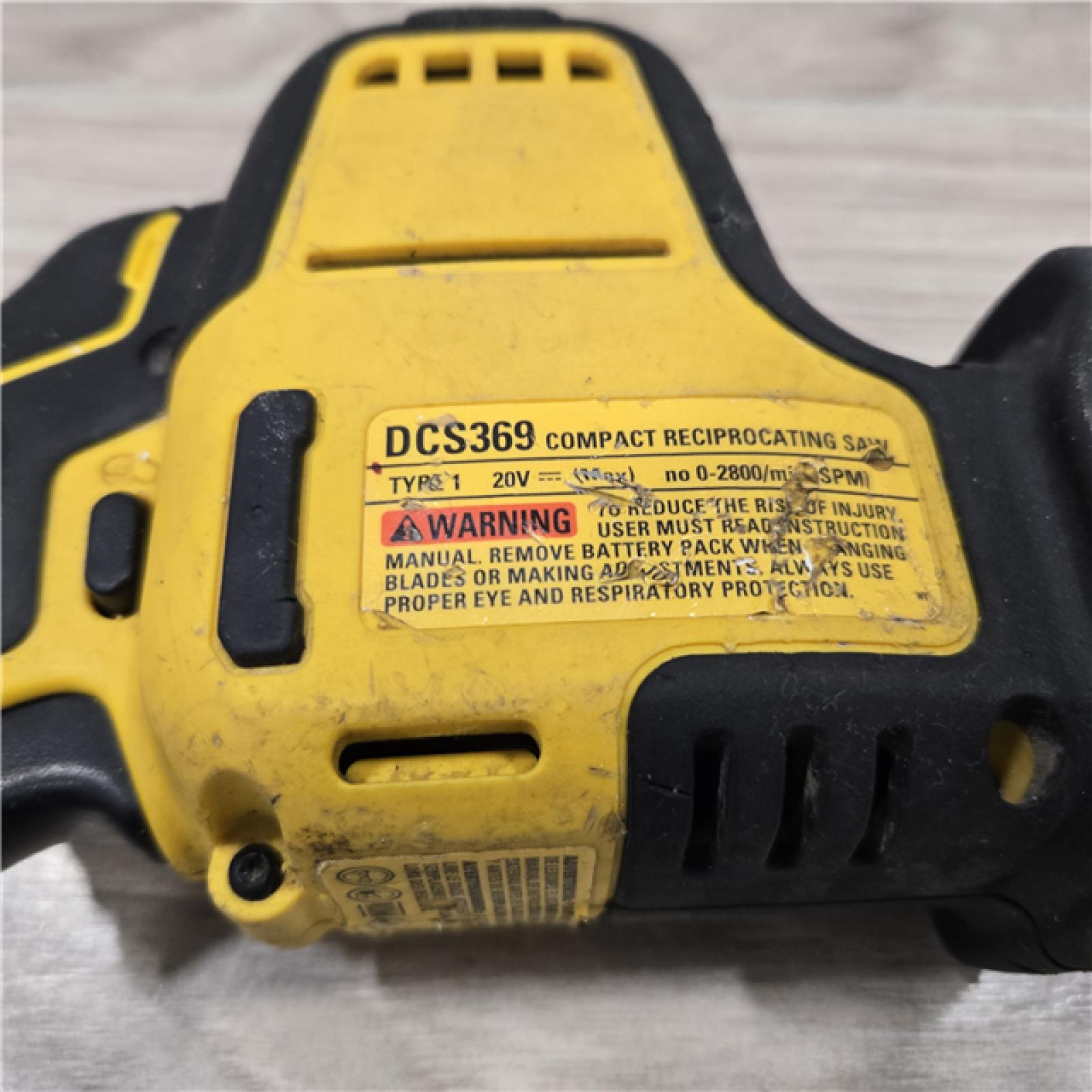 AS-IS Dewalt ATOMIC 20V MAX Cordless One-Handed Reciprocating Saw (Tool Only)