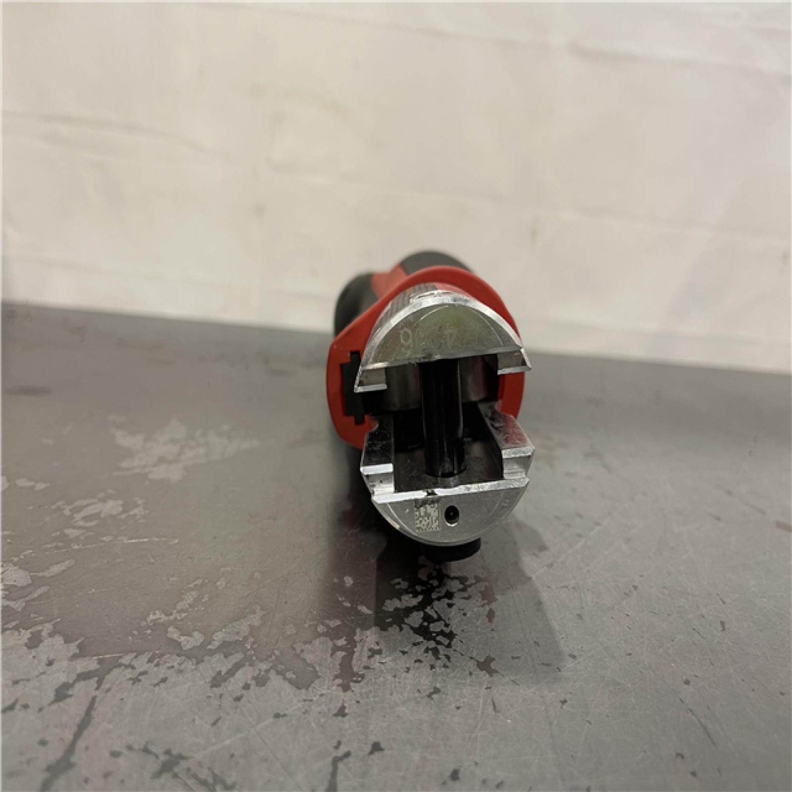 AS-IS- Milwaukee M12 Force Logic Press Tool 1/2 in. to 1 in. Kit