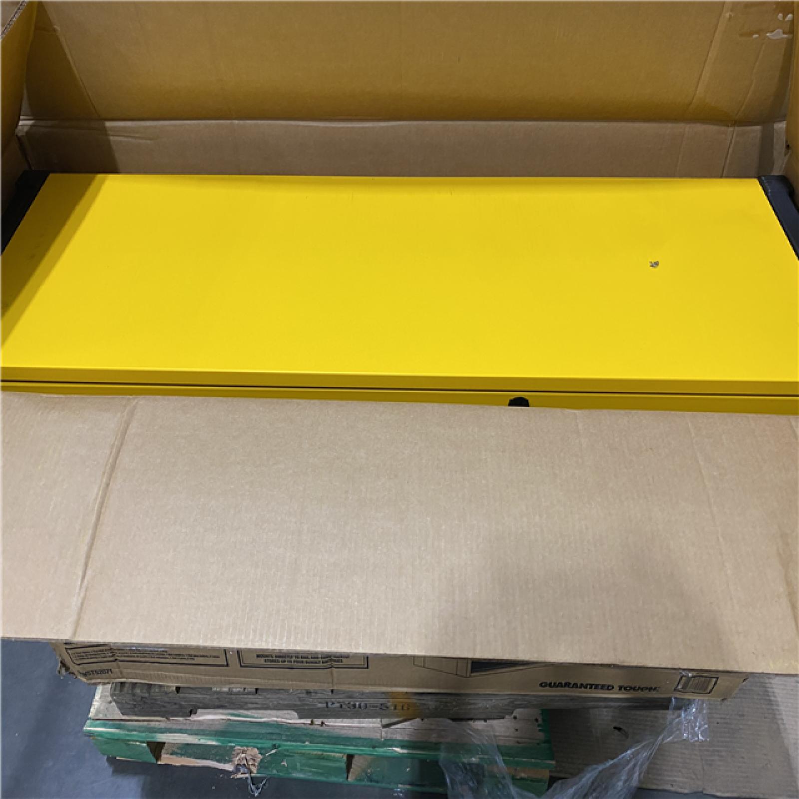 Dallas Location - As-Is DEWALT 52 in. W x 19 in. D 6-Drawer Top Tool Chest