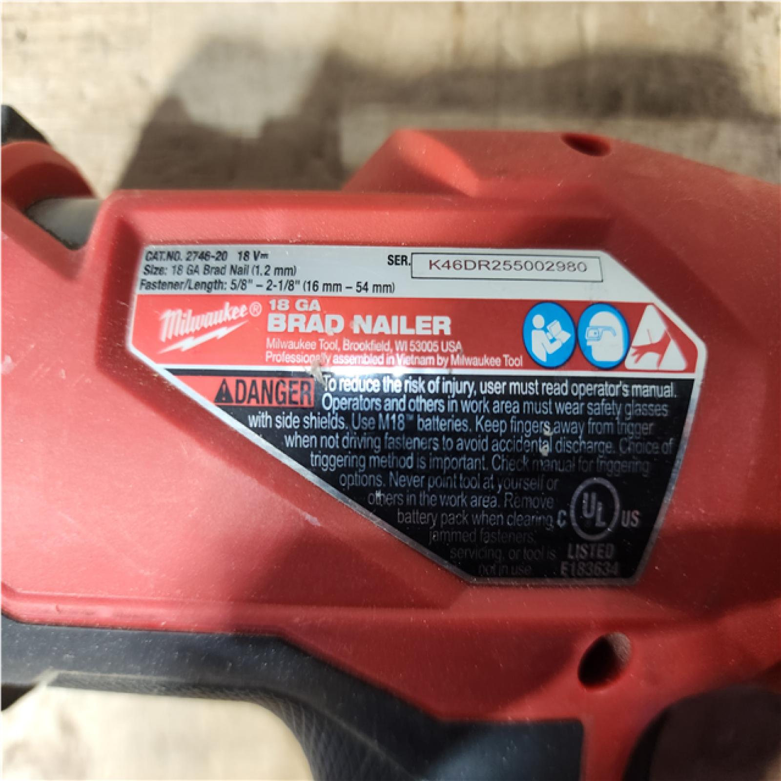 HOUSTON LOCATION - AS - IS Milwaukee FUEL 18-Volt Lithium-Ion Brushless Cordless Gen II 18-Gauge Brad Nailer (Tool-Only)