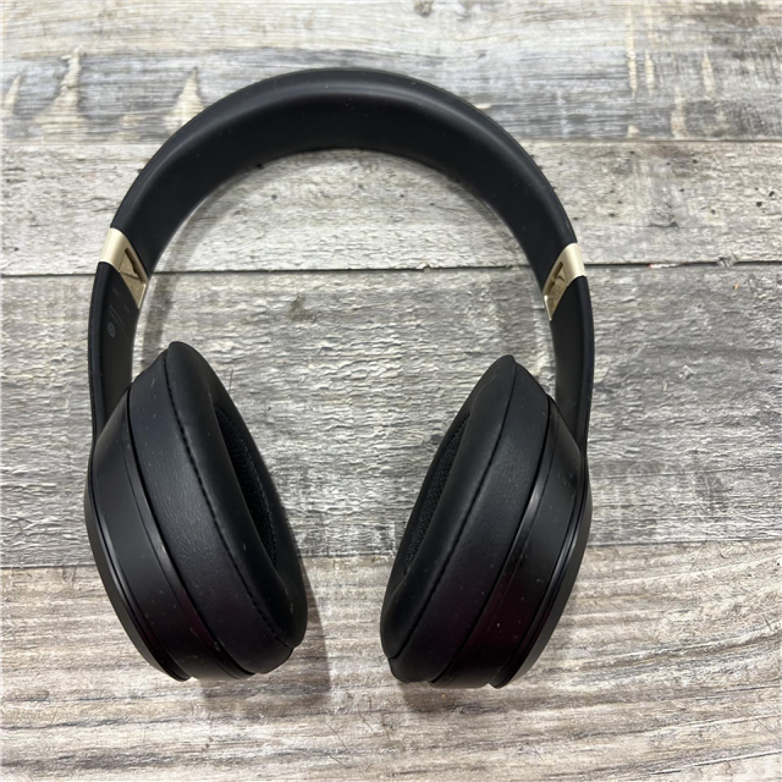 AS-IS Beats - Solo 4 Wireless On-Ear Headphones - Matte Black & Gold