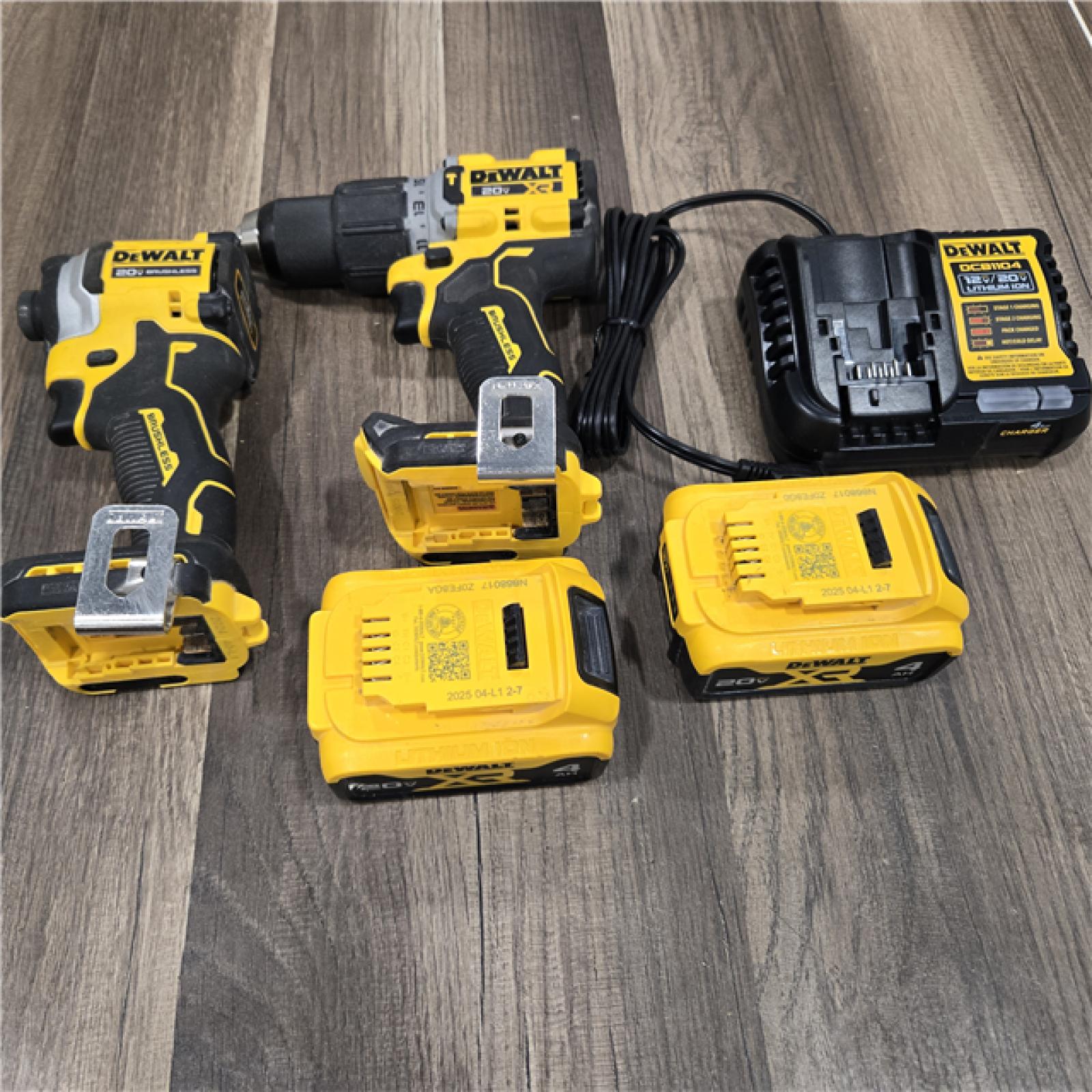 GOOD DEWALT 20V MAX XR Hammer Drill and ATOMIC Impact Driver 2 Tool Cordless Combo Kit with (2) 4.0Ah Batteries, Charger, and Bag