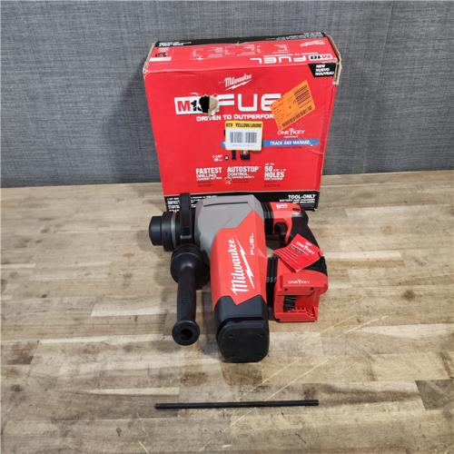 HOUSTON LOCATION - AS-IS (APPEARS LIKE NEW) Milwaukee 2915-20 M18 FUEL 18-Volt Lithium-Ion Brushless Cordless SDS-Plus 1-1/8 in. Rotary Hammer Drill (Tool-Only)