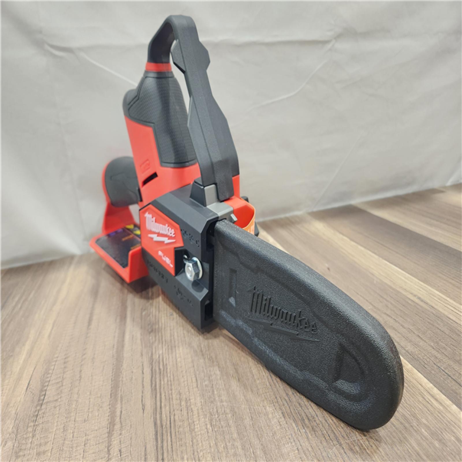 AS-IS- Milwaukee M12 FUEL 6 in. 12V Lithium-Ion Brushless Cordless Pruning Saw HATCHET (Tool-Only)