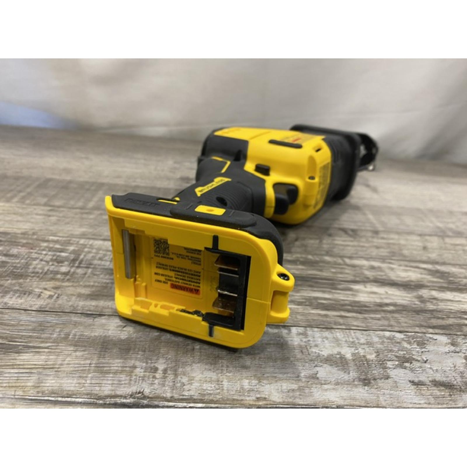 AS-IS DEWALT ATOMIC 20V MAX Cordless Brushless Compact Reciprocating Saw (Tool Only)