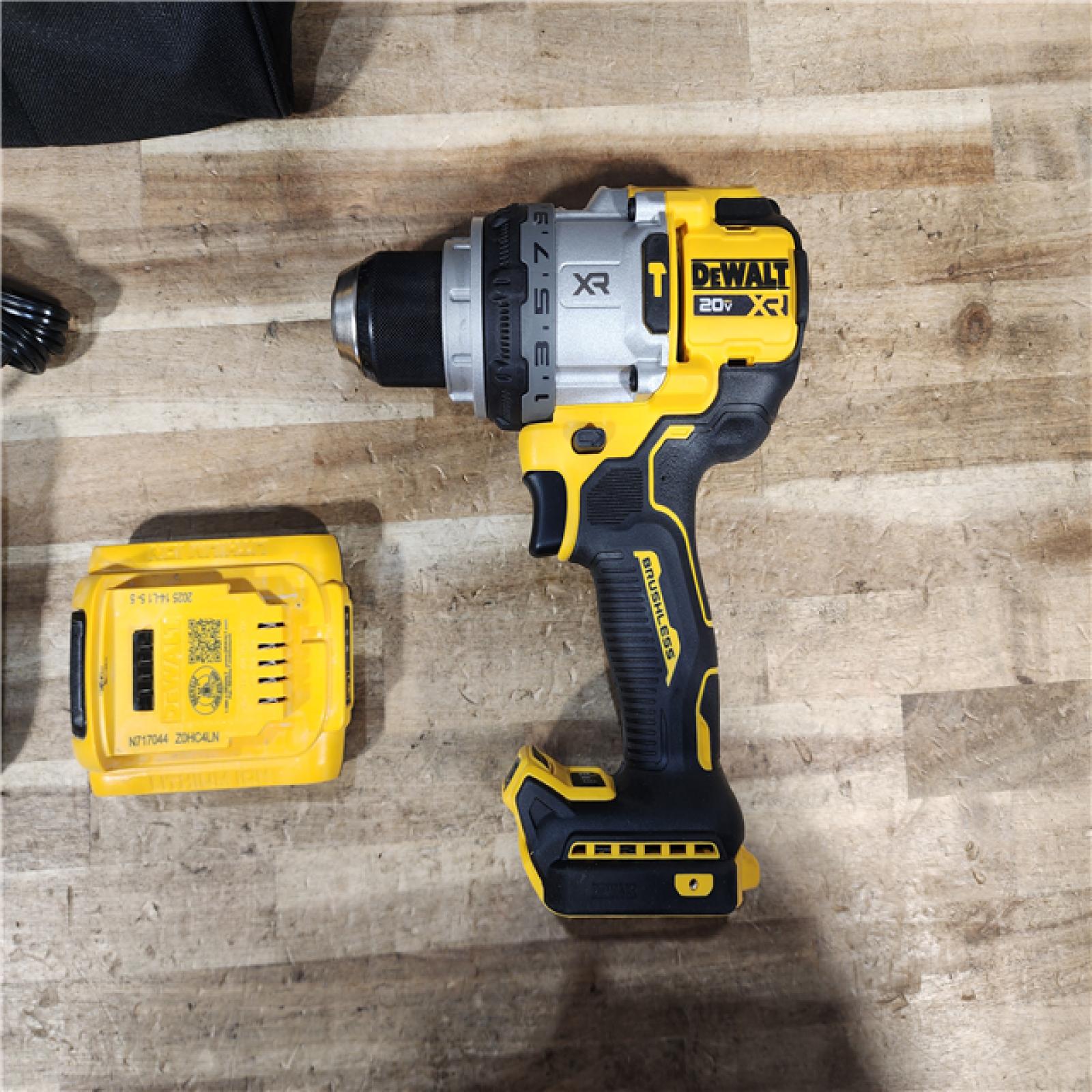 HOUSTON LOCATION - AS - IS DEWALT 20V MAX Brushless Cordless 1/2 3-Speed Hammer Drill W/ BATTERY & CHARGER