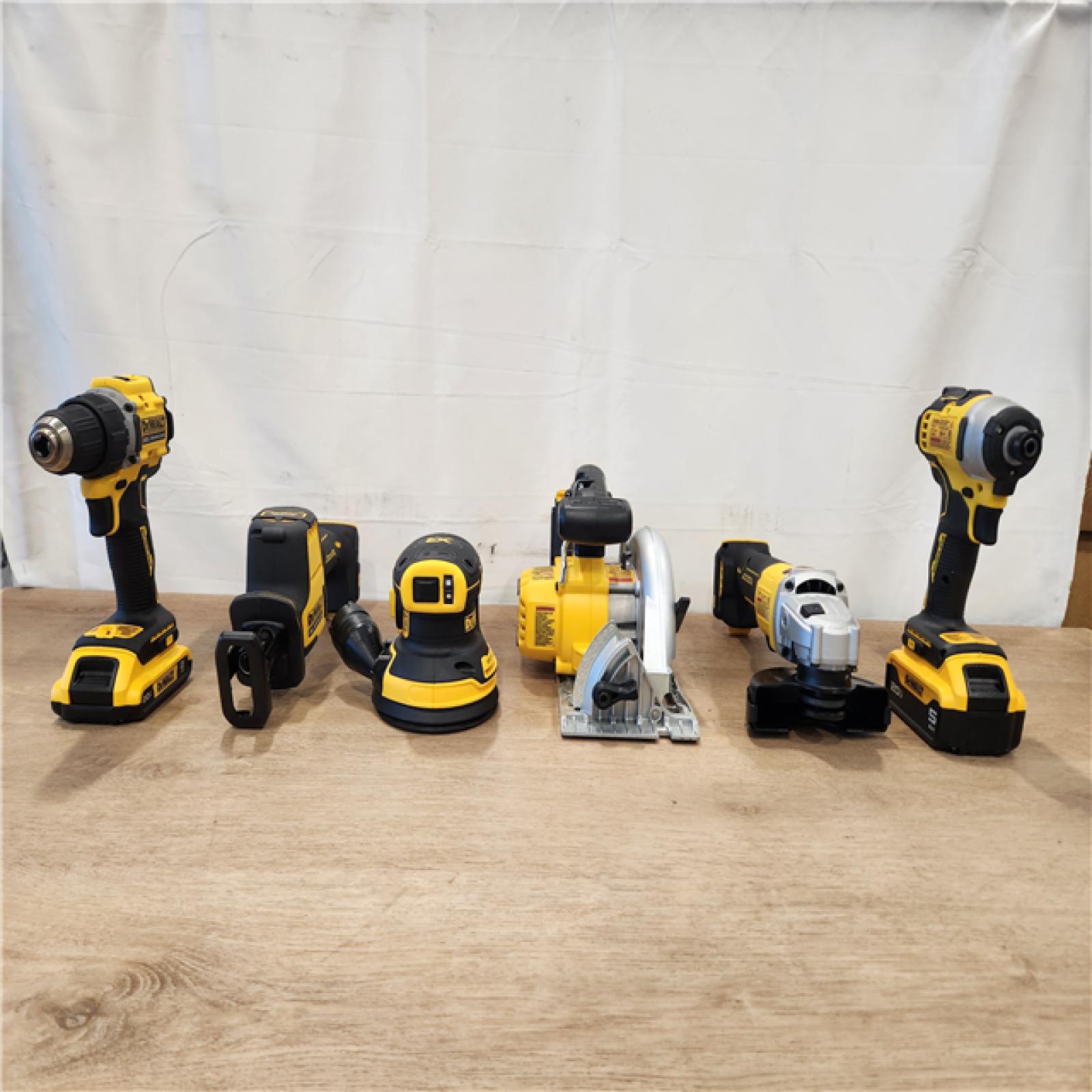 AS-IS- DEWALT 20V Lithium-Ion Cordless 6-Tool Combo Kit with 5.0 Ah and 2.0 Ah Batteries  Charger and Tough System 2.0 Rolling Toolbox