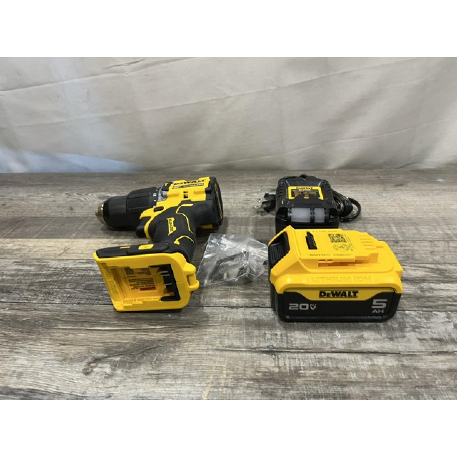 AS-IS DEWALT ATOMIC 20V Lithium-Ion Cordless 1/2 in. Hammer Drill Kit