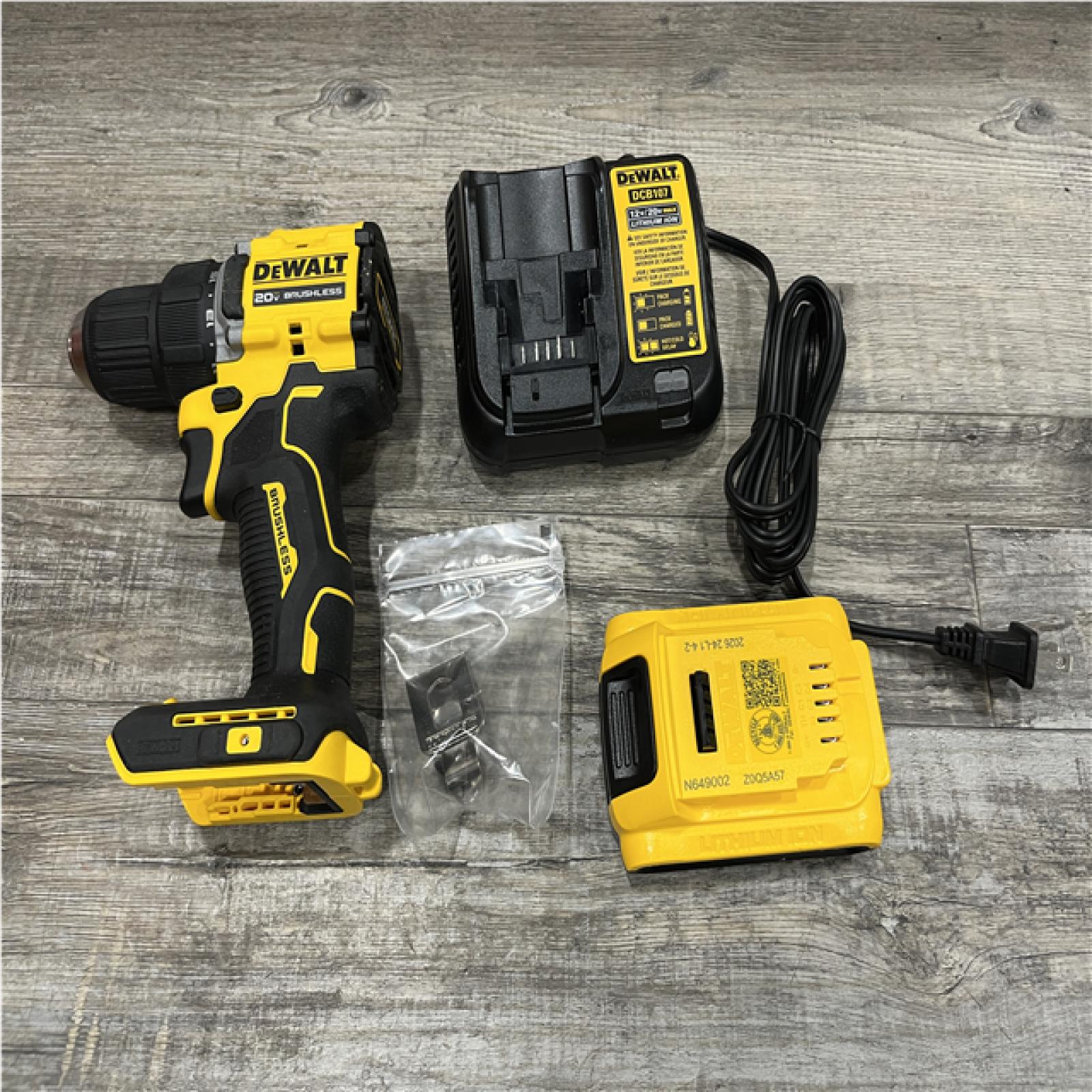 AS-IS DEWALT Atomic 20V Lithium-Ion Cordless Compact 1/2 in. Drill/Driver Kit