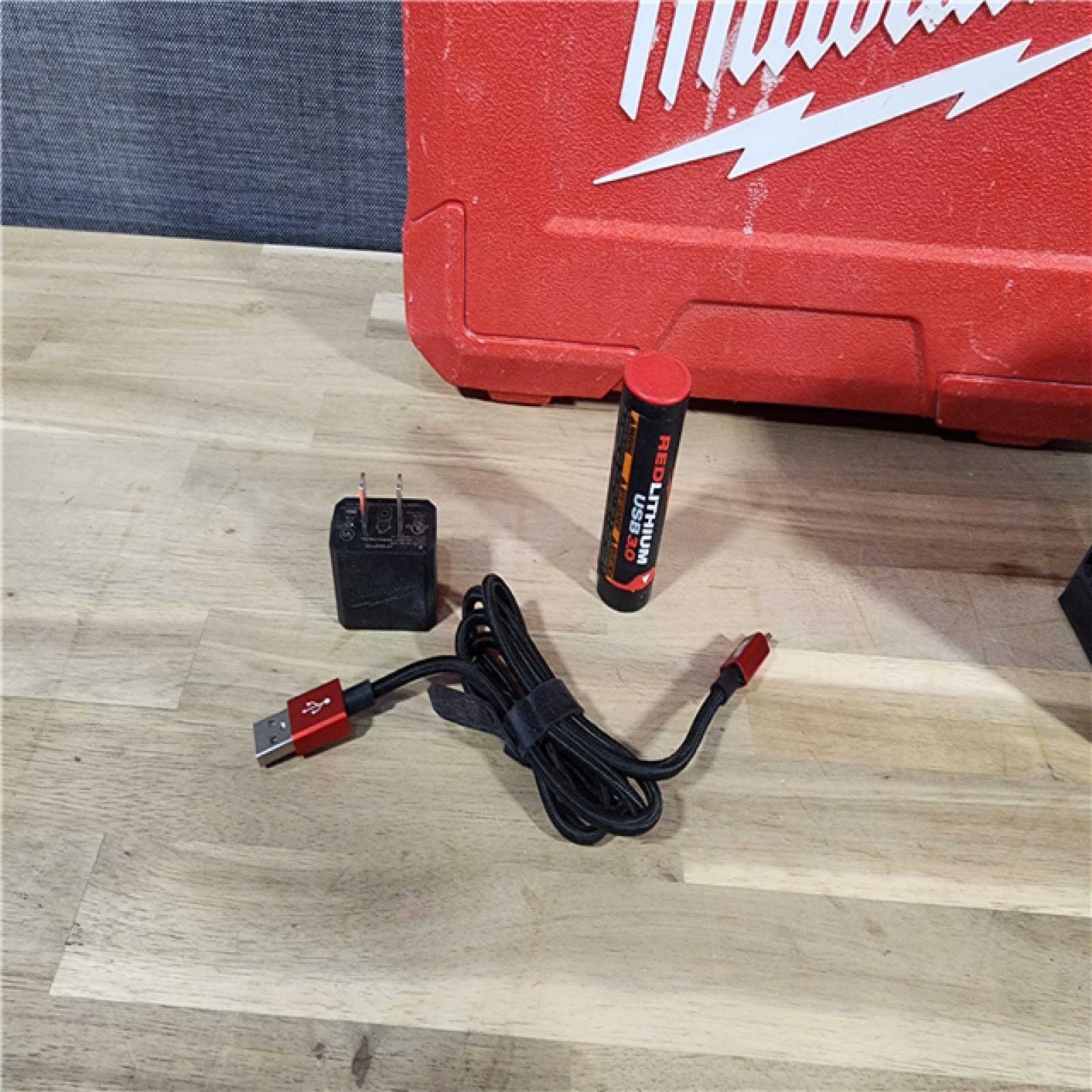 HOUSTON LOCATION - AS-IS Milwaukee 3521-21 4V Lithium-Ion Cordless USB Rechargeable Green Beam Cross Line Laser