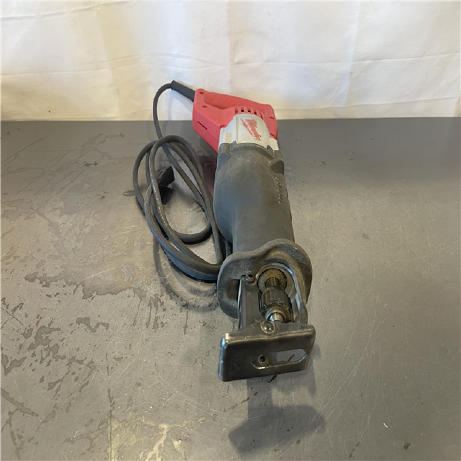 AS-IS- 12 Amp Sawzall Reciprocating Saw with Case