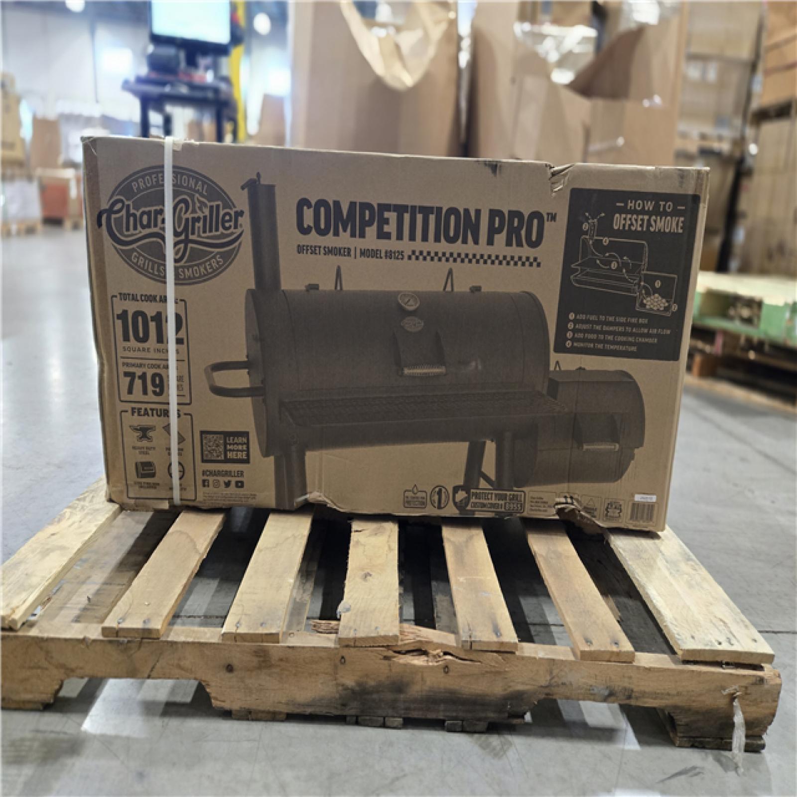DALLAS LOCATION- CHAR-GRILLER Competition Pro Offset Charcoal Grill/ Wood Smoker in Black