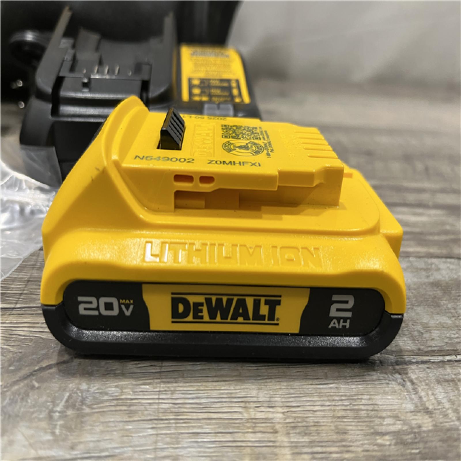 AS-IS DEWALT Atomic 20V Lithium-Ion Cordless Compact 1/2 in. Drill/Driver Kit