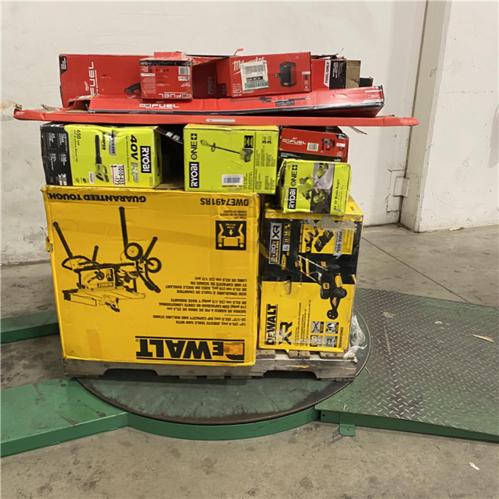 Dallas Location - As-Is Tool Pallet