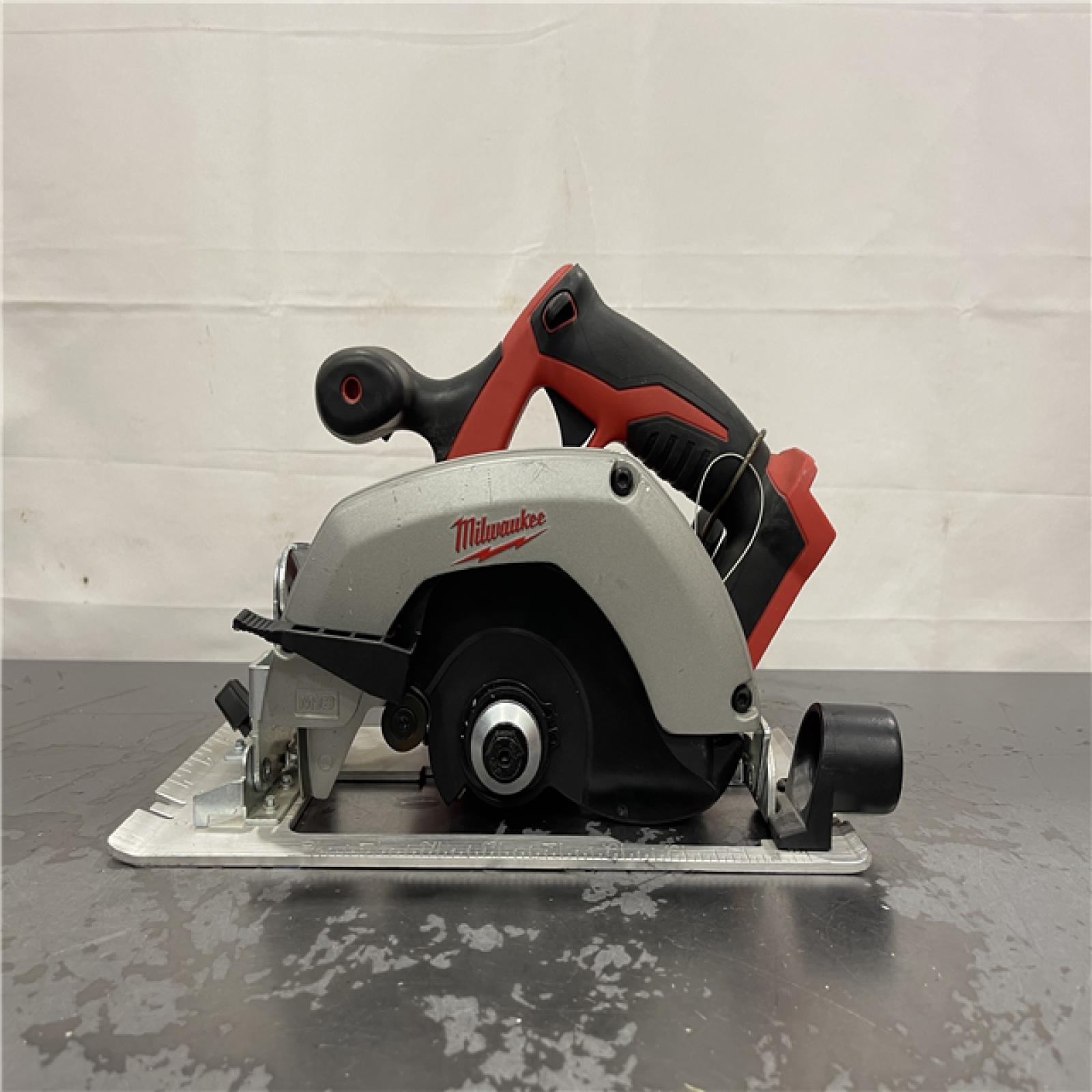 AS-IS- Milwaukee M18 6 1/2 Circular Saw (Tool Only)
