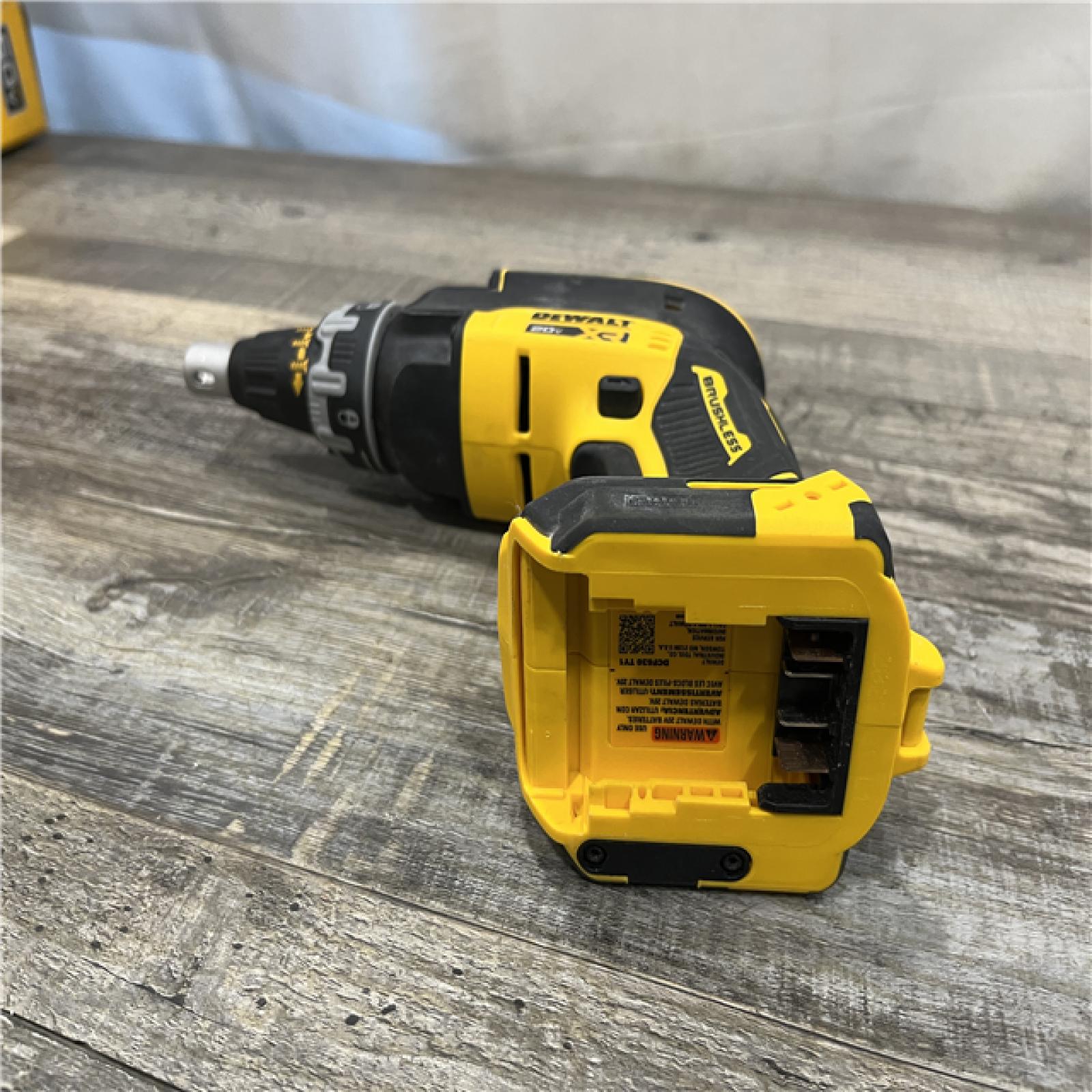 AS-IS DEWALT XR 20V MAX Lithium-Ion Cordless Brushless Screw Gun (Tool Only)