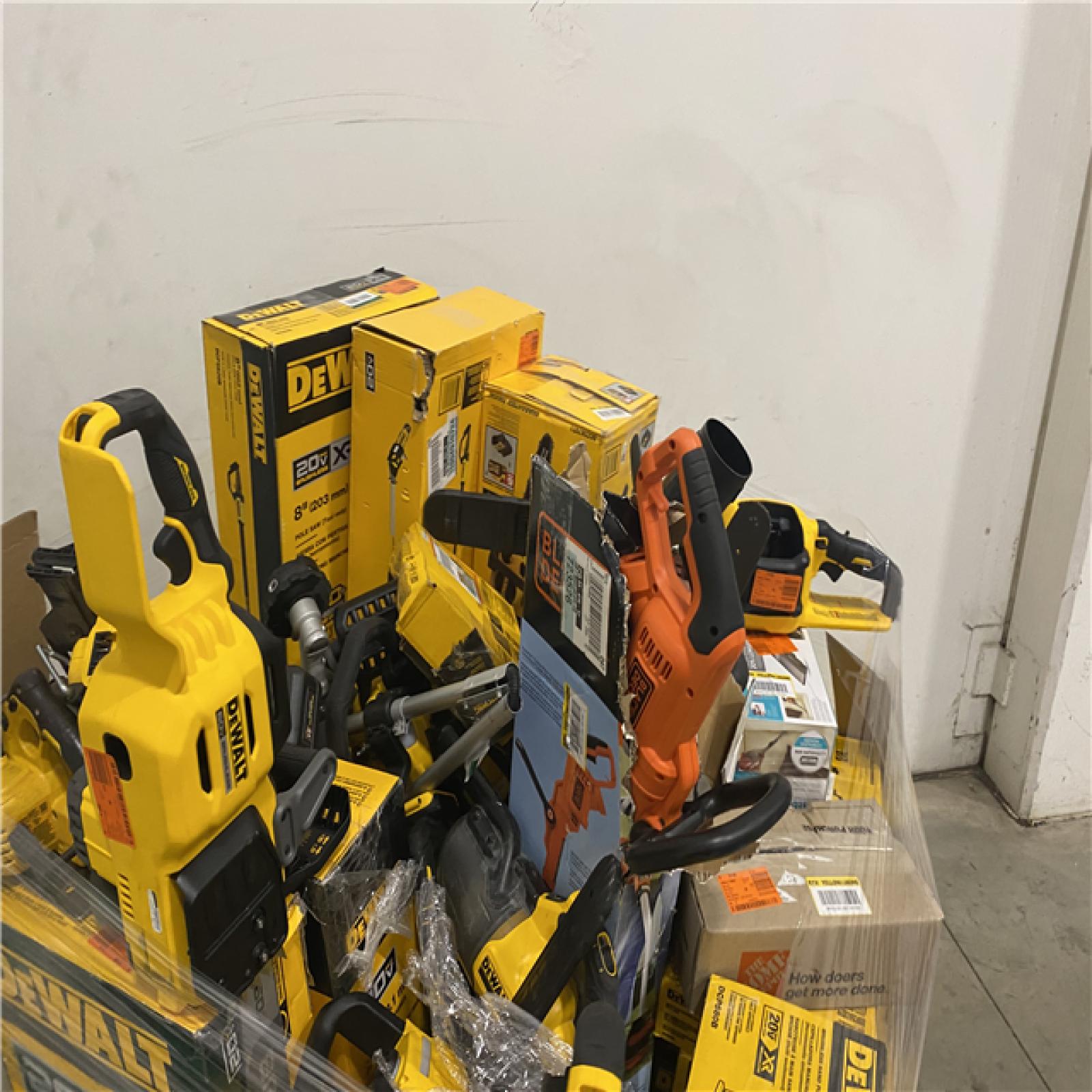 Dallas Location - As-Is DEWALT Tool Pallet