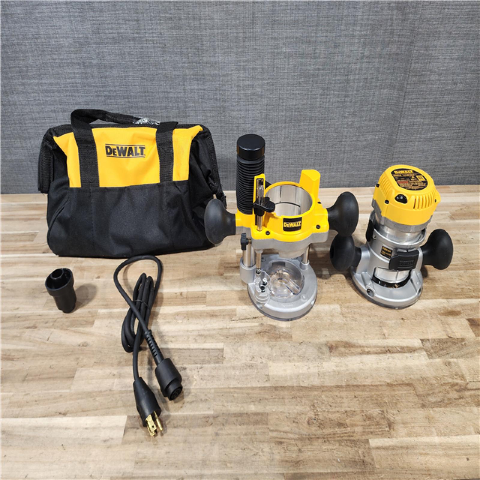 HOUSTON LOCATION - AS - IS DEWALT 12 Amp Corded 2-1/4 Horsepower Electronic Variable Speed Fixed Base Router with Soft Start