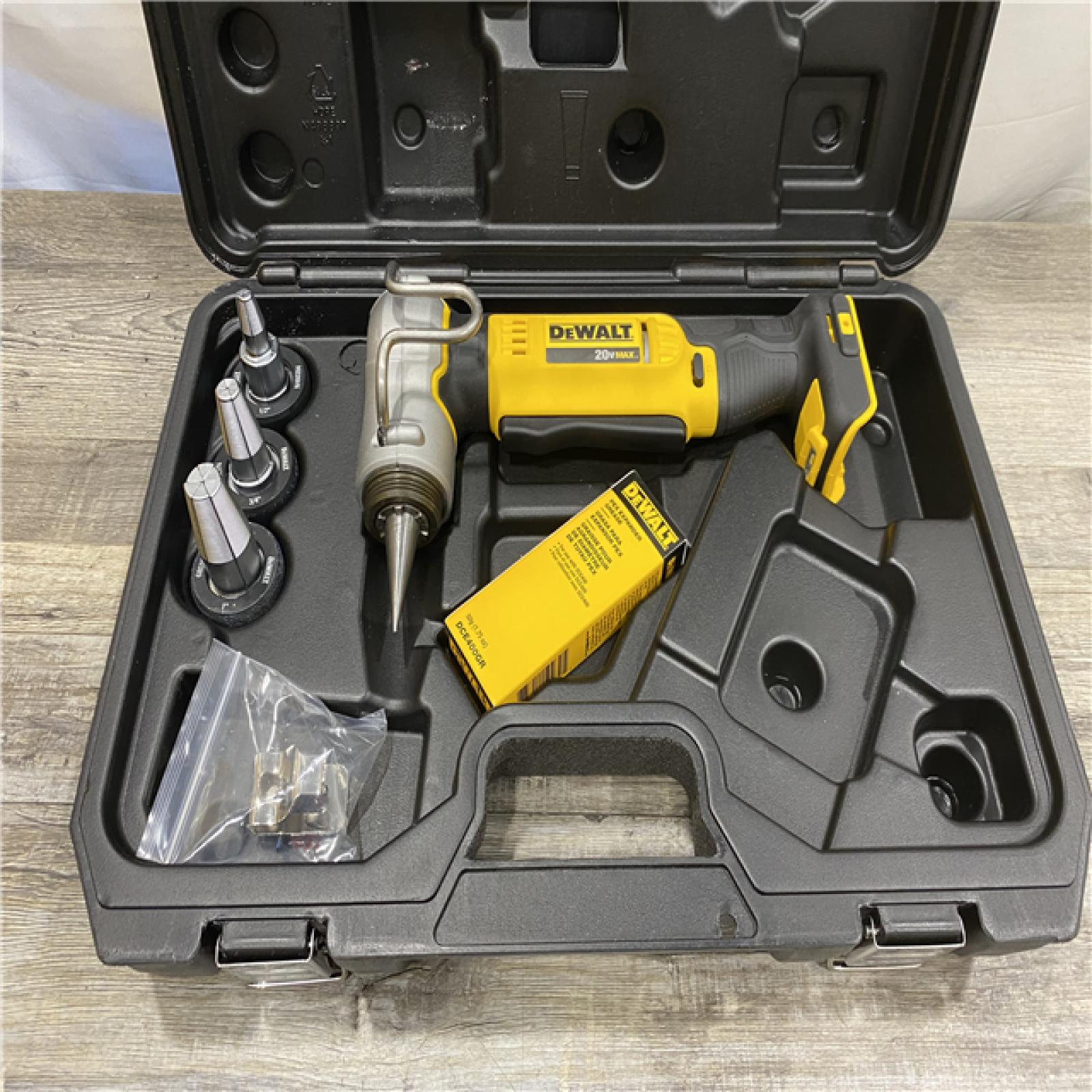 AS-IS DEWALT 20V MAX Cordless 1 in. PEX Expansion Tool  PEX Expander Grease and Case