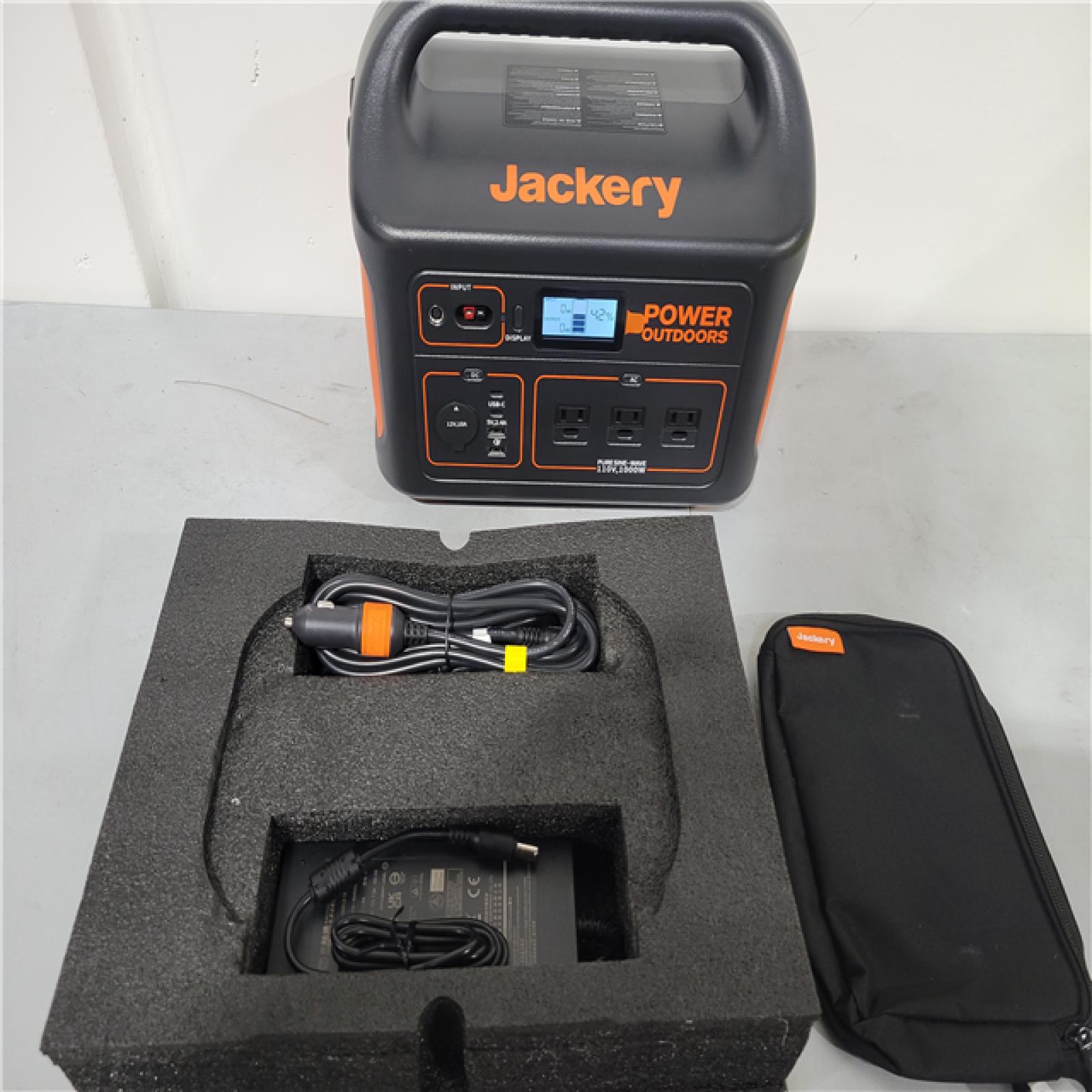 CALIFORNIA NEW JACKERY SOLAR GENERATOR