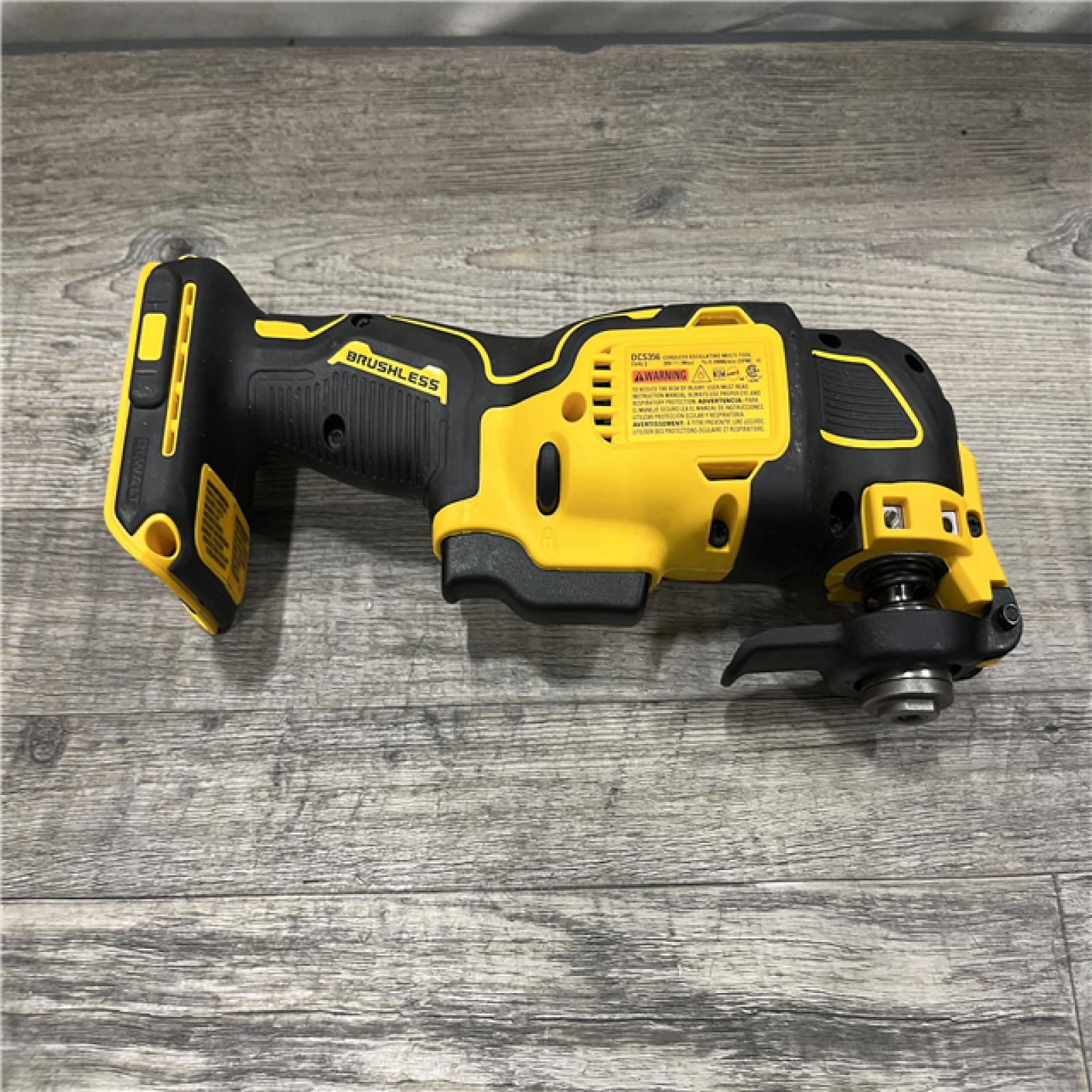 AS-IS DEWALT 20V MAX XR Cordless Brushless 3-Speed Oscillating Multi Tool (Tool Only)