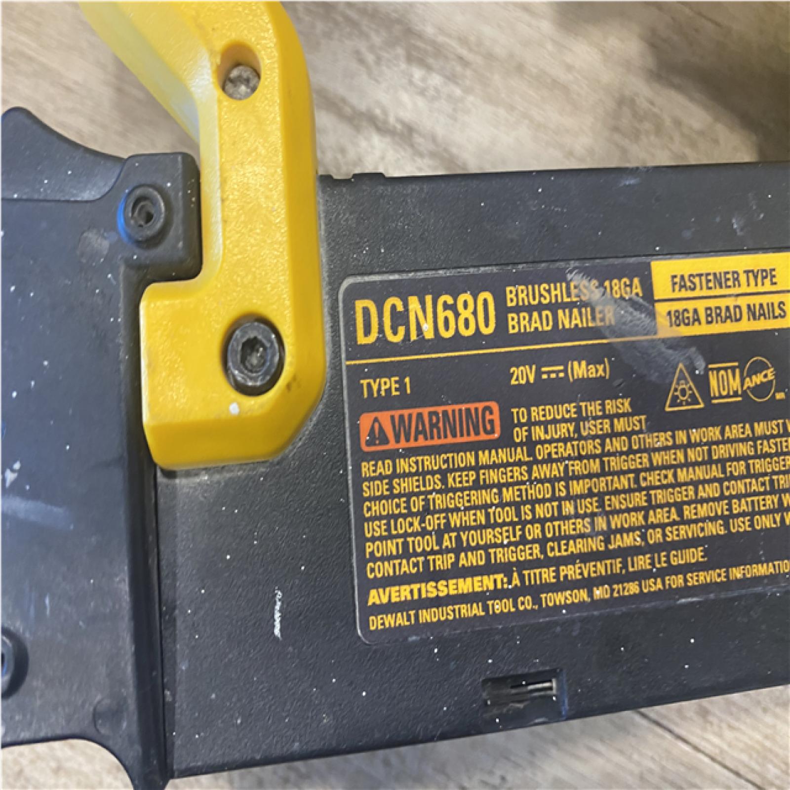 AS-IS DEWALT 20V MAX XR 18 Gauge Cordless Brad Nailer (Tool Only)