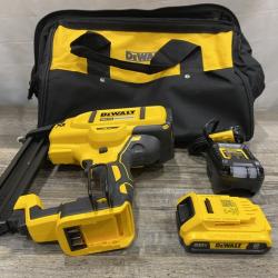 AS-IS DEWALT 20V MAX XR Lithium-Ion Cordless 18-Gauge Narrow Crown Stapler Kit