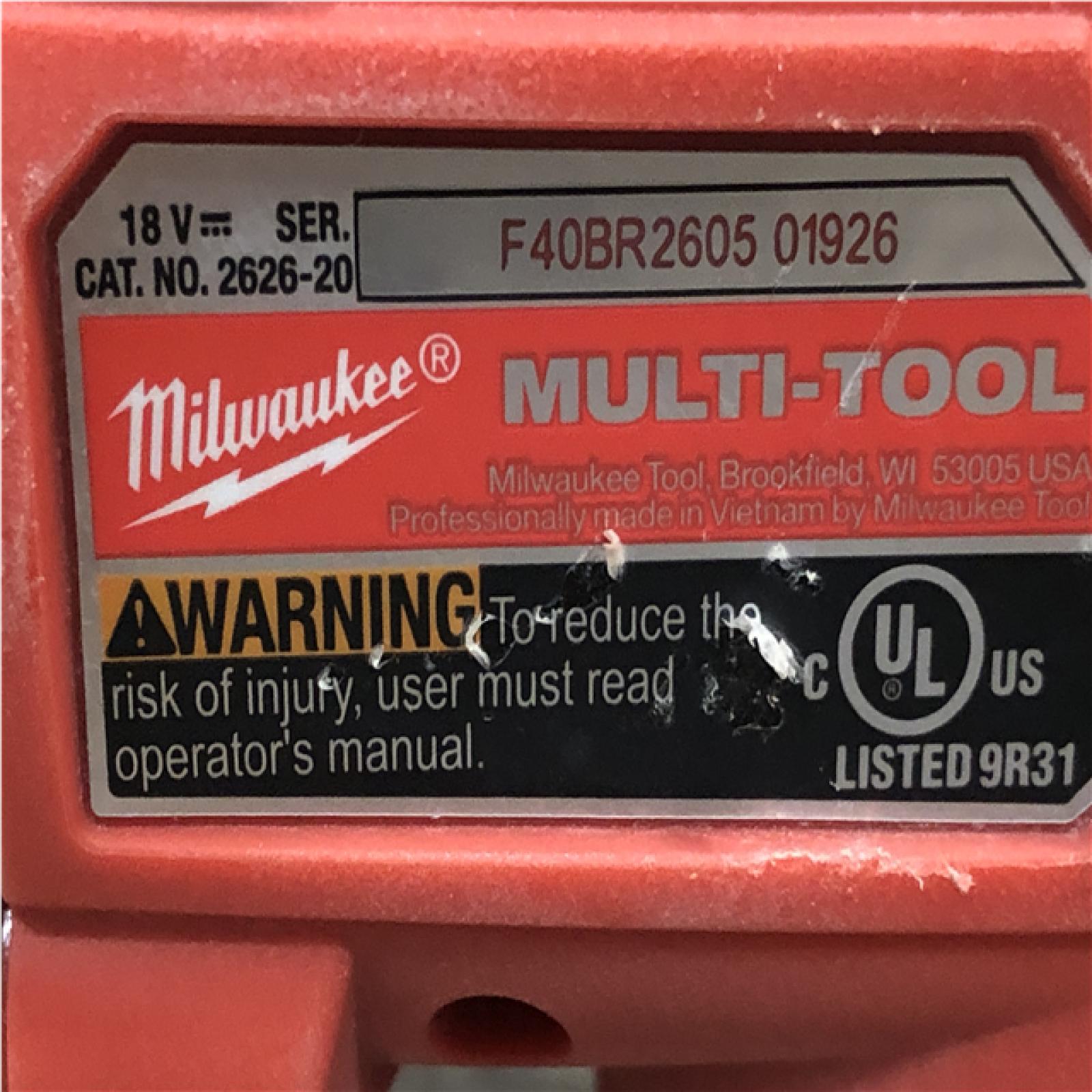 AS-IS Milwaukee 18V Lithium-Ion Cordless Oscillating Multi-Tool (Tool-Only)
