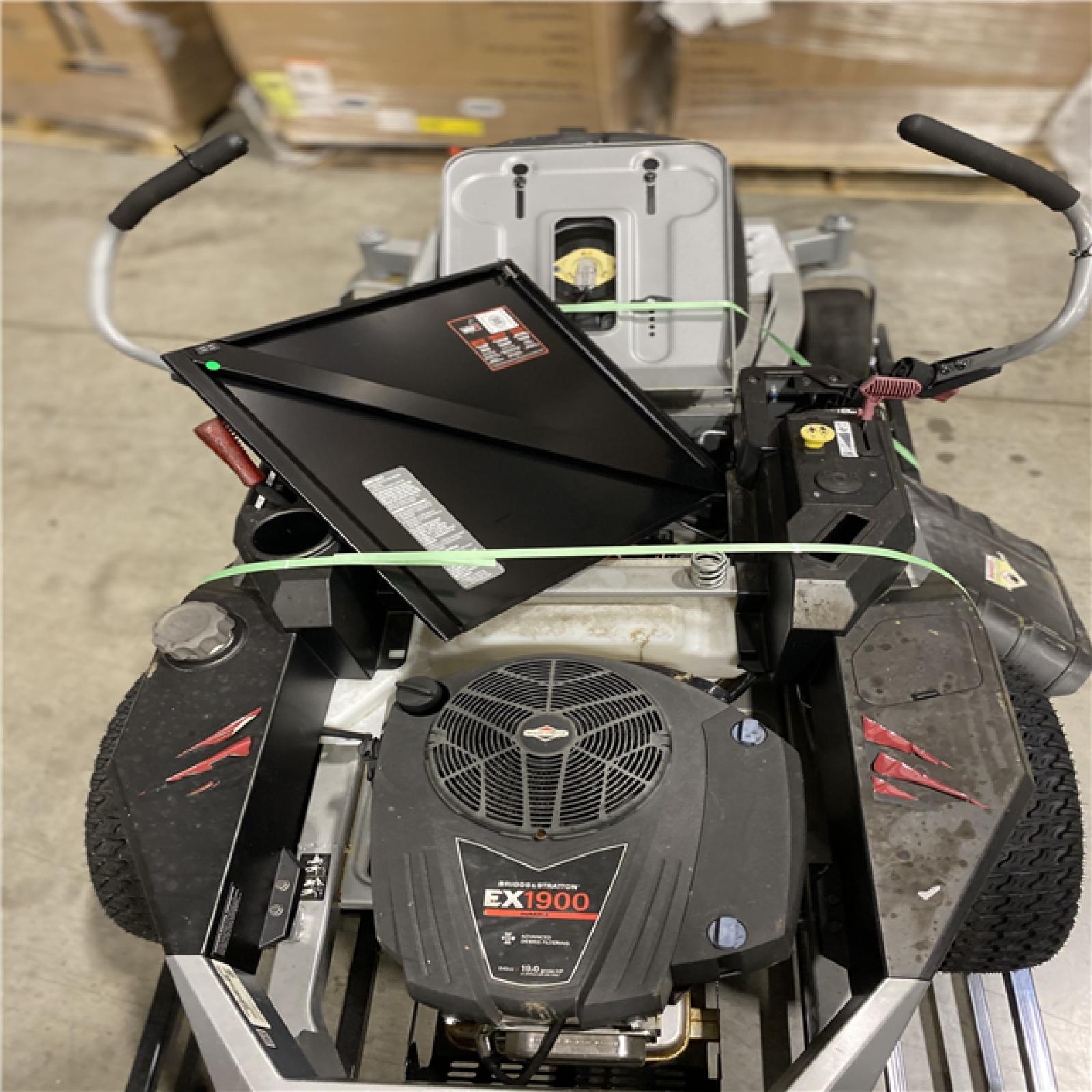 Dallas Location - As-Is Murray Cruz 42 in. 19.0 HP 540cc EX1900 Series Gas Mower